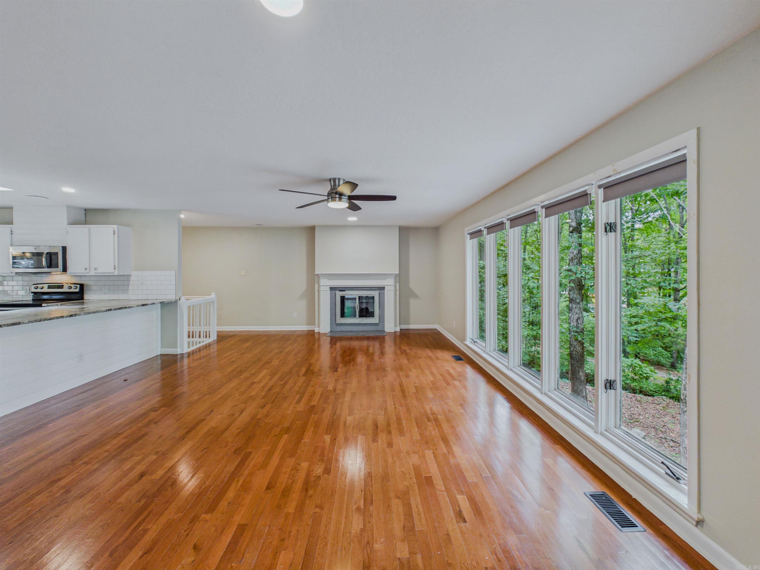 6 Castellon  Hot Springs Village, AR