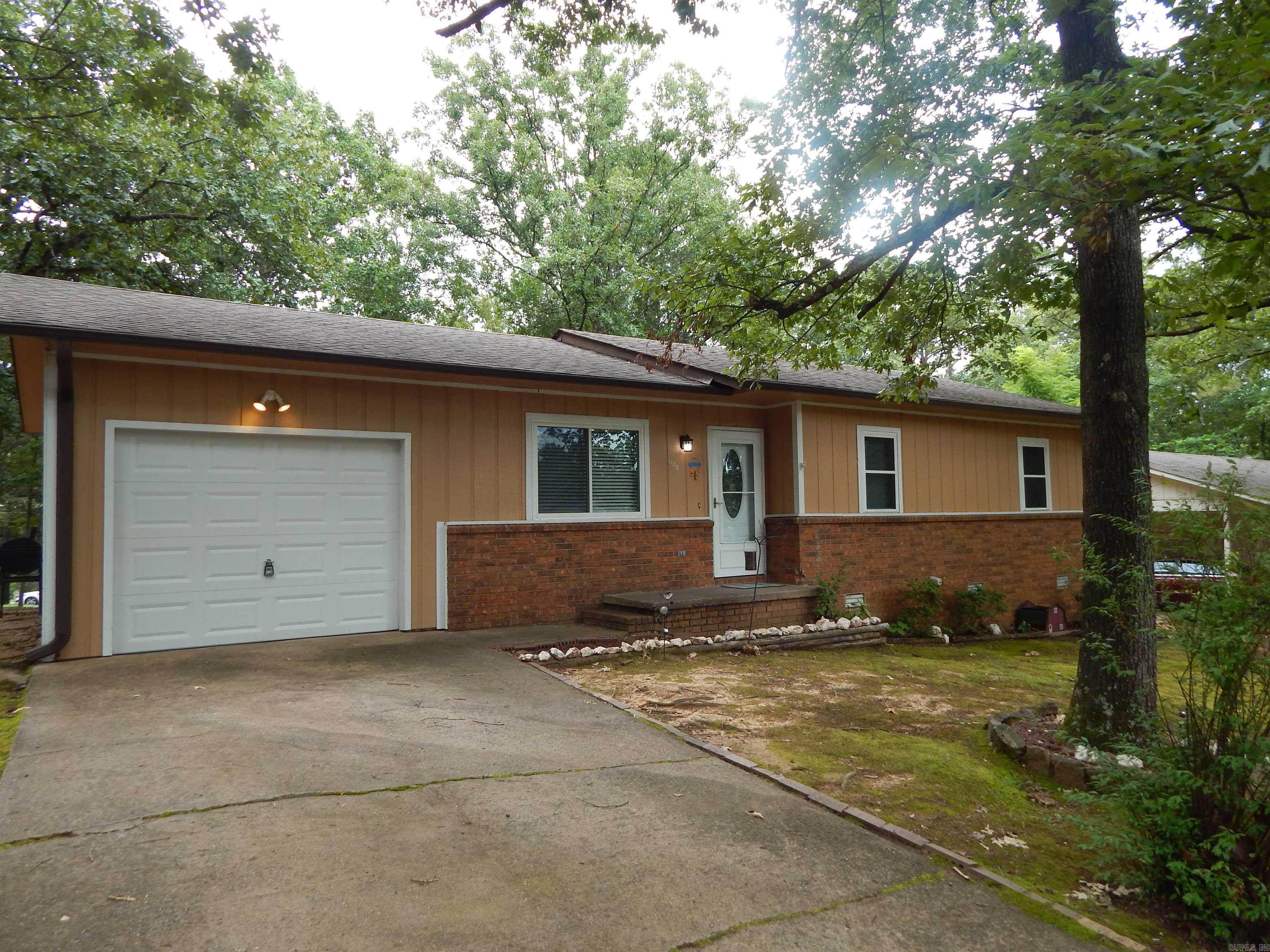 608 Optimistic  Heber Springs, AR