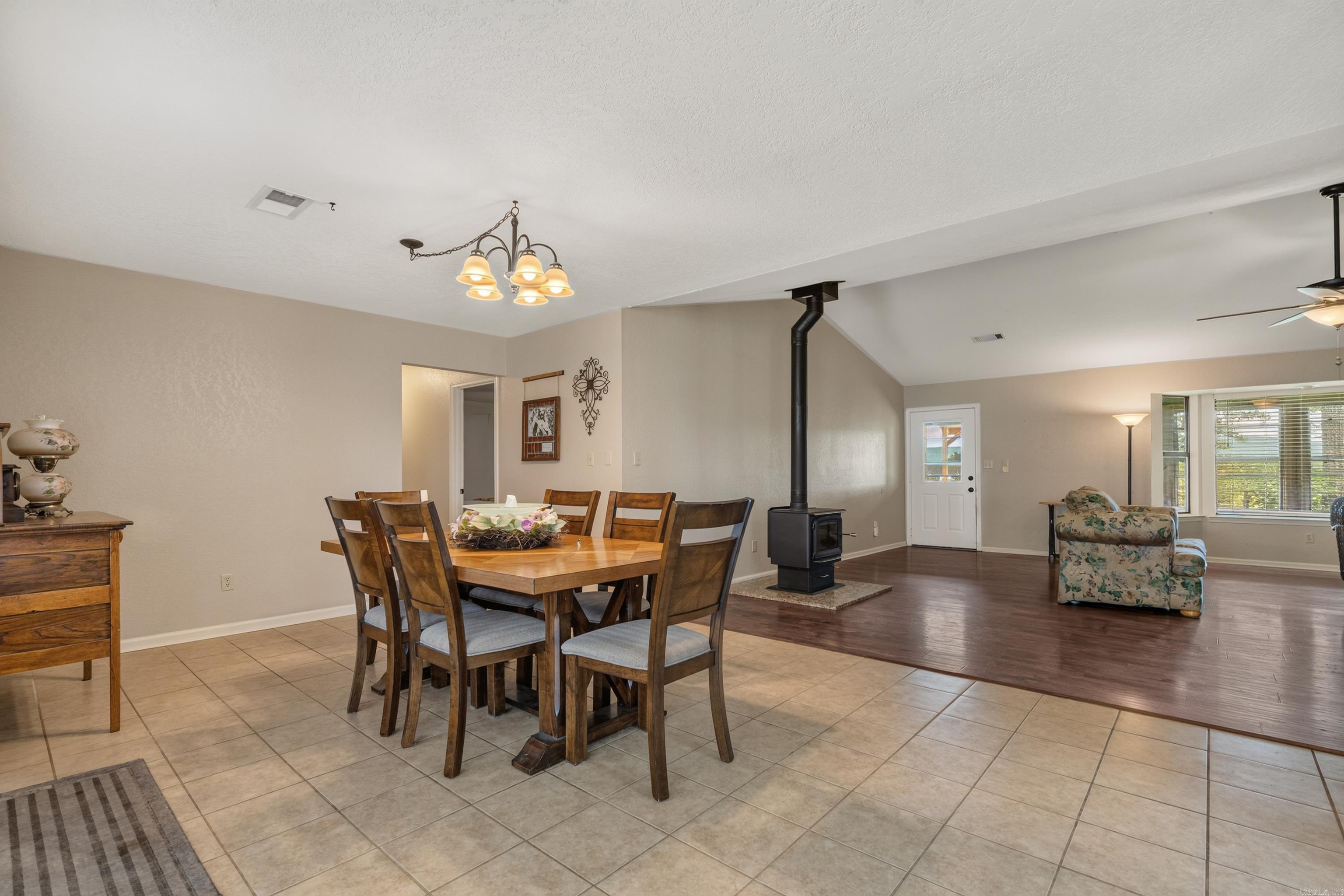 290 Mountain View  Bismarck, AR
