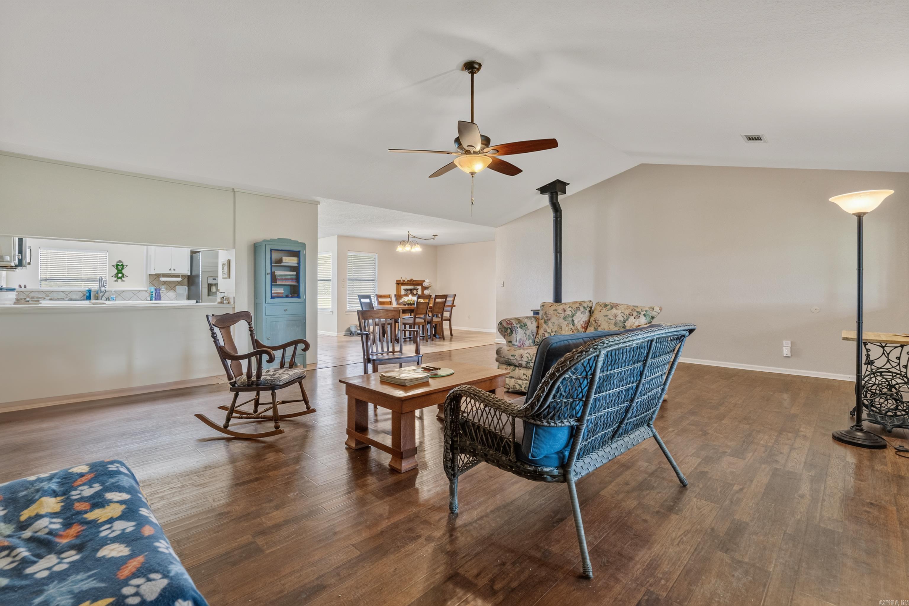 290 Mountain View  Bismarck, AR