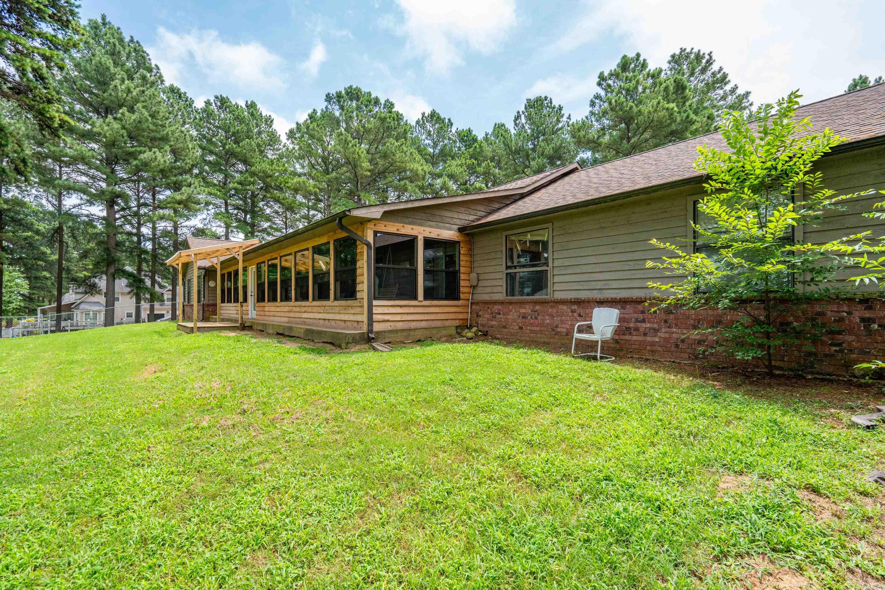 290 Mountain View  Bismarck, AR