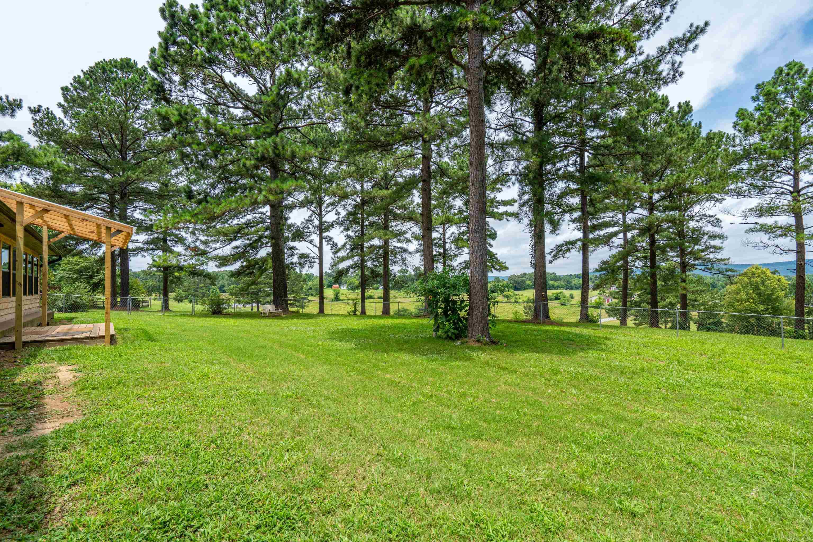 290 Mountain View  Bismarck, AR