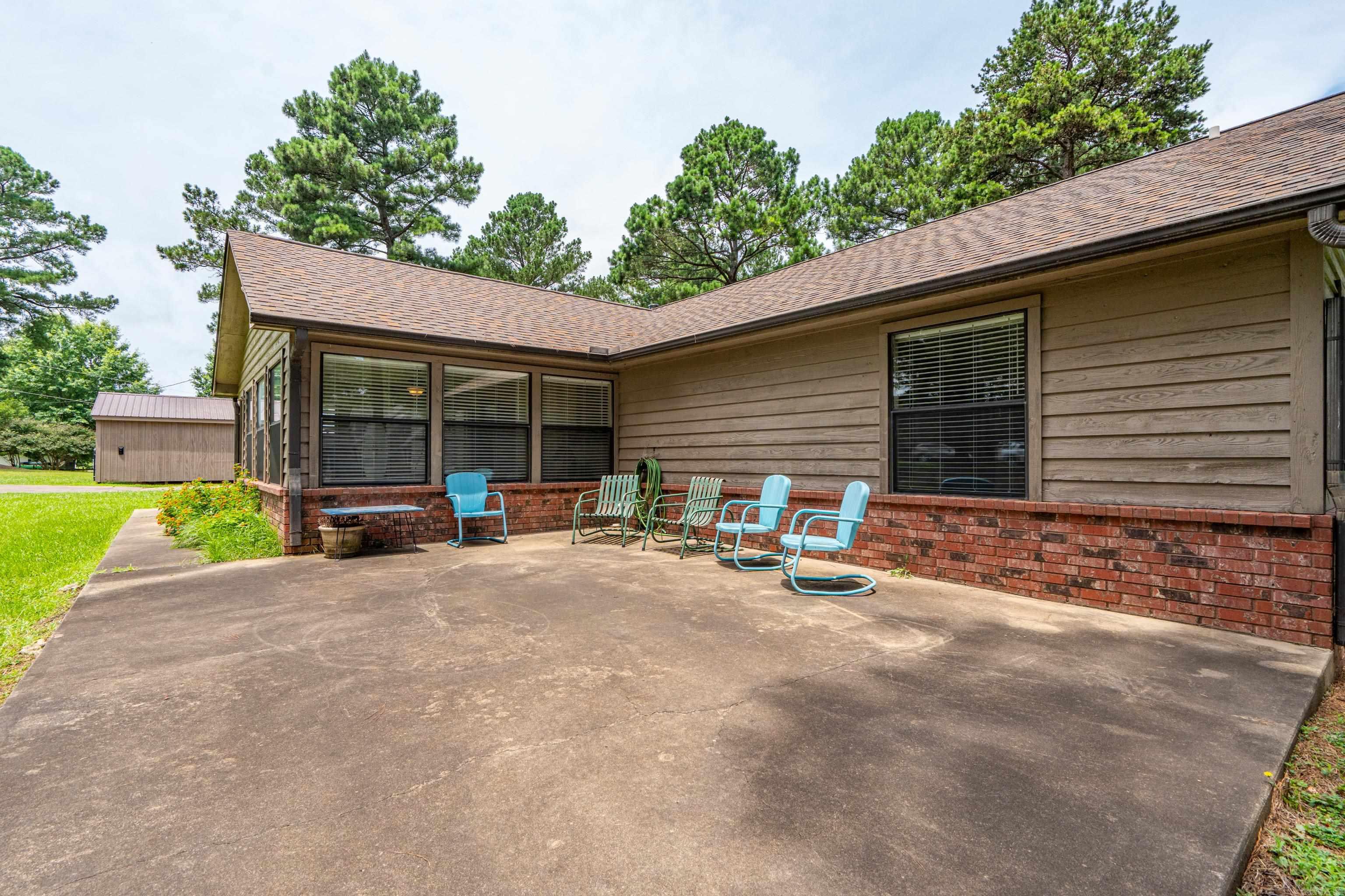 290 Mountain View  Bismarck, AR