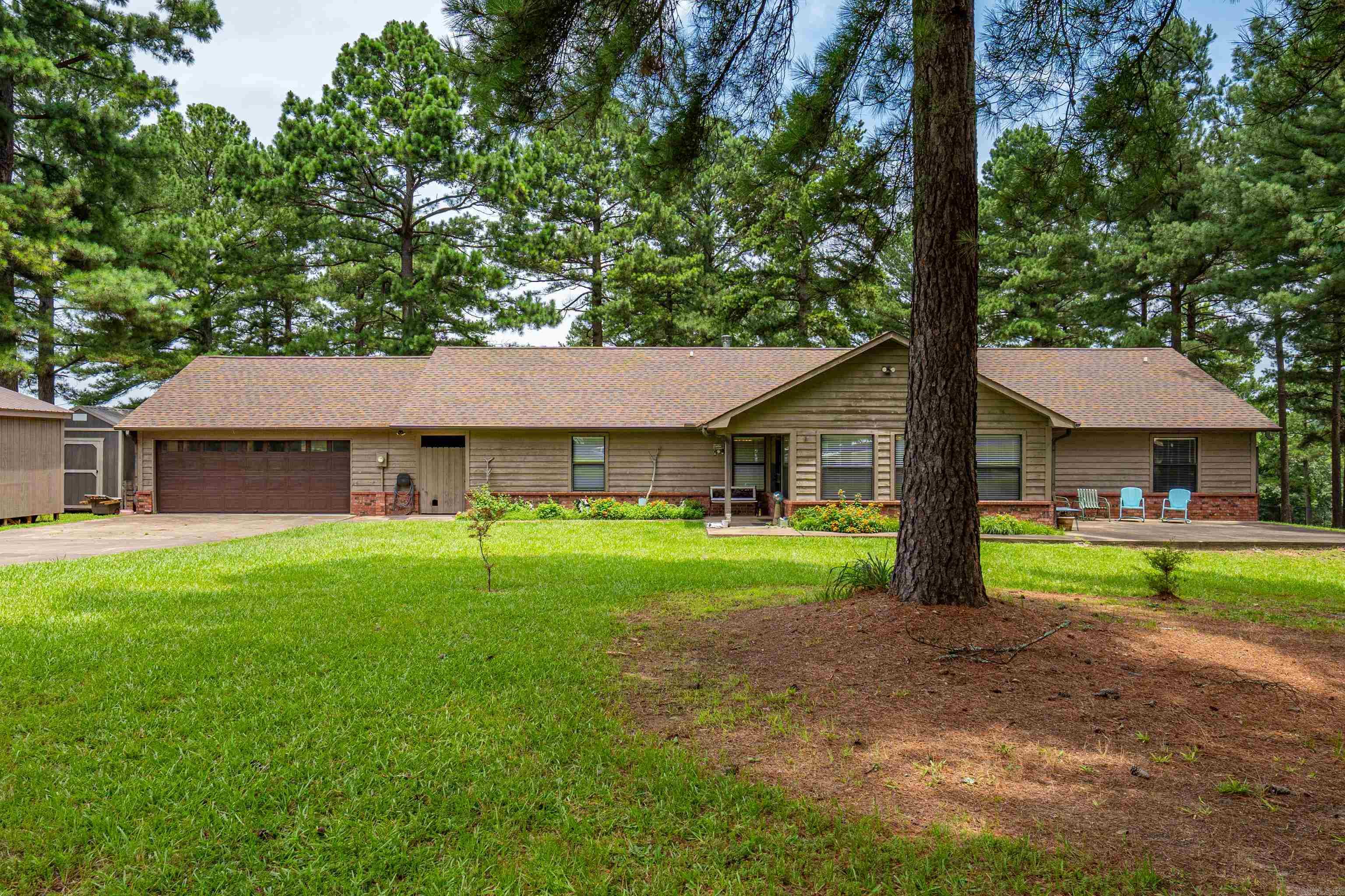 290 Mountain View  Bismarck, AR