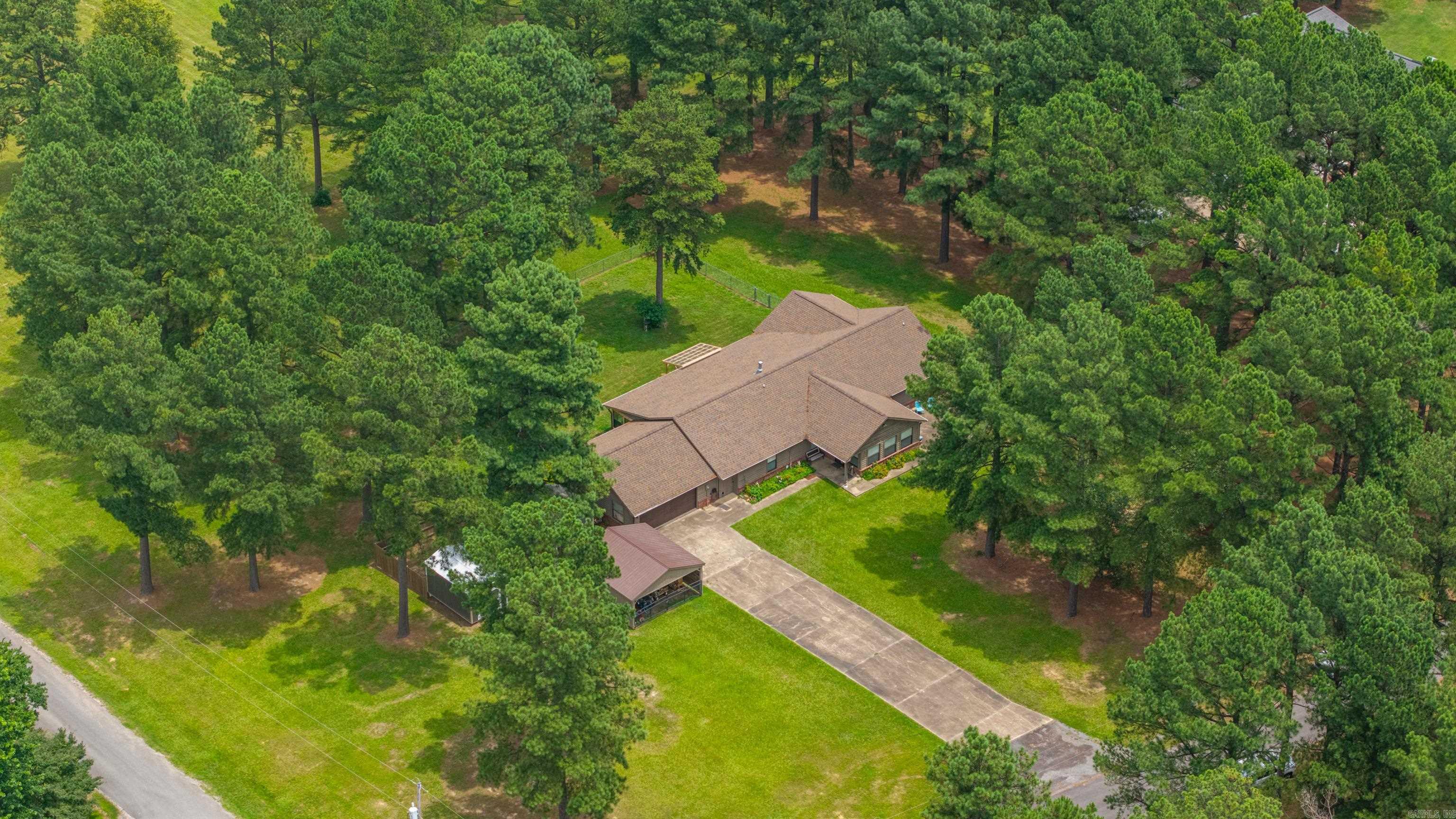 290 Mountain View  Bismarck, AR