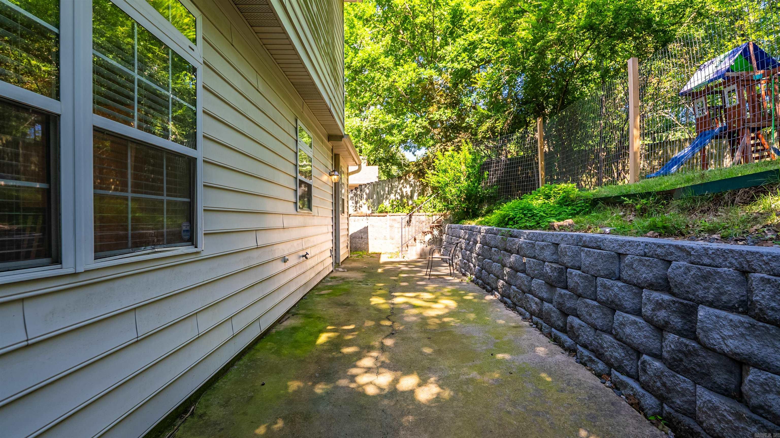 7216 N  Little Rock, AR