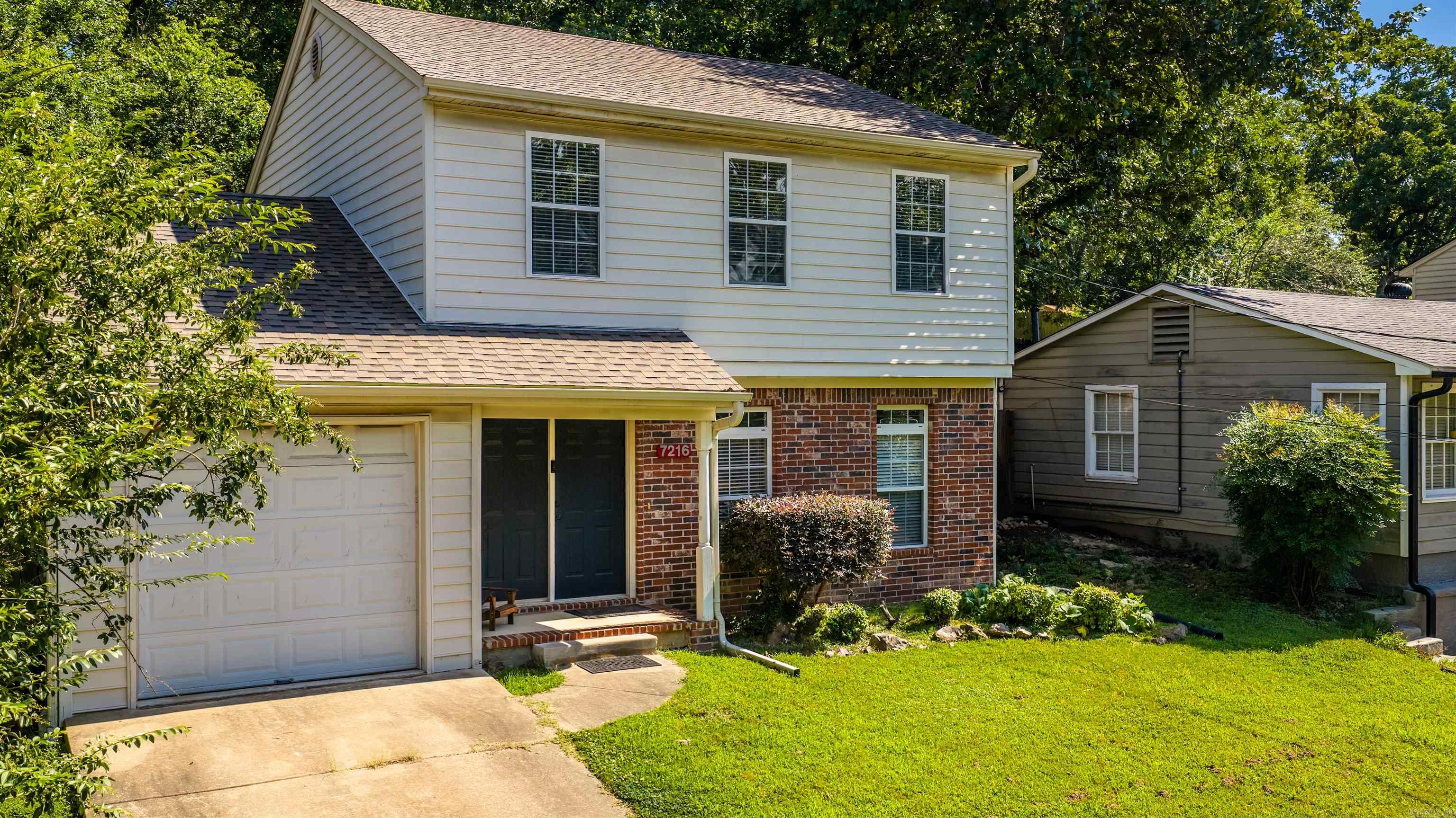 7216 N  Little Rock, AR