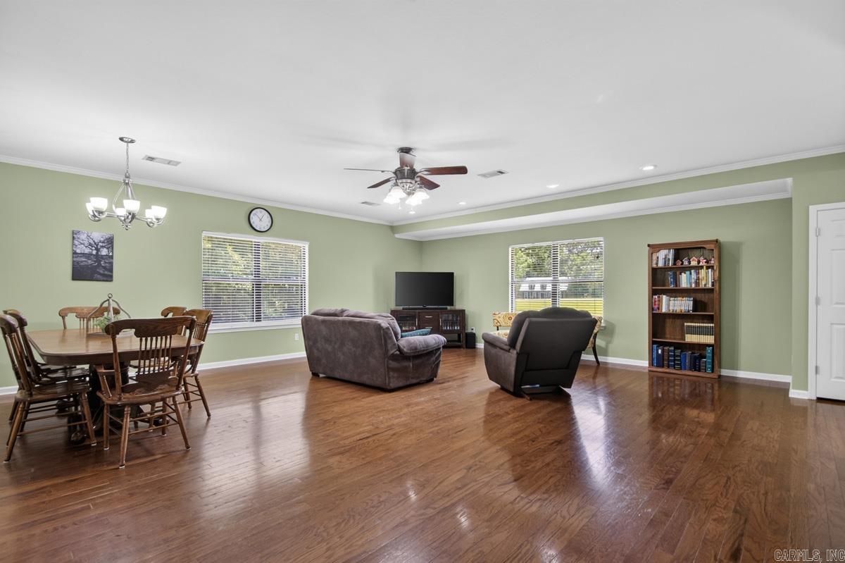 6618 Foxrun East End Dr  Mabelvale, AR