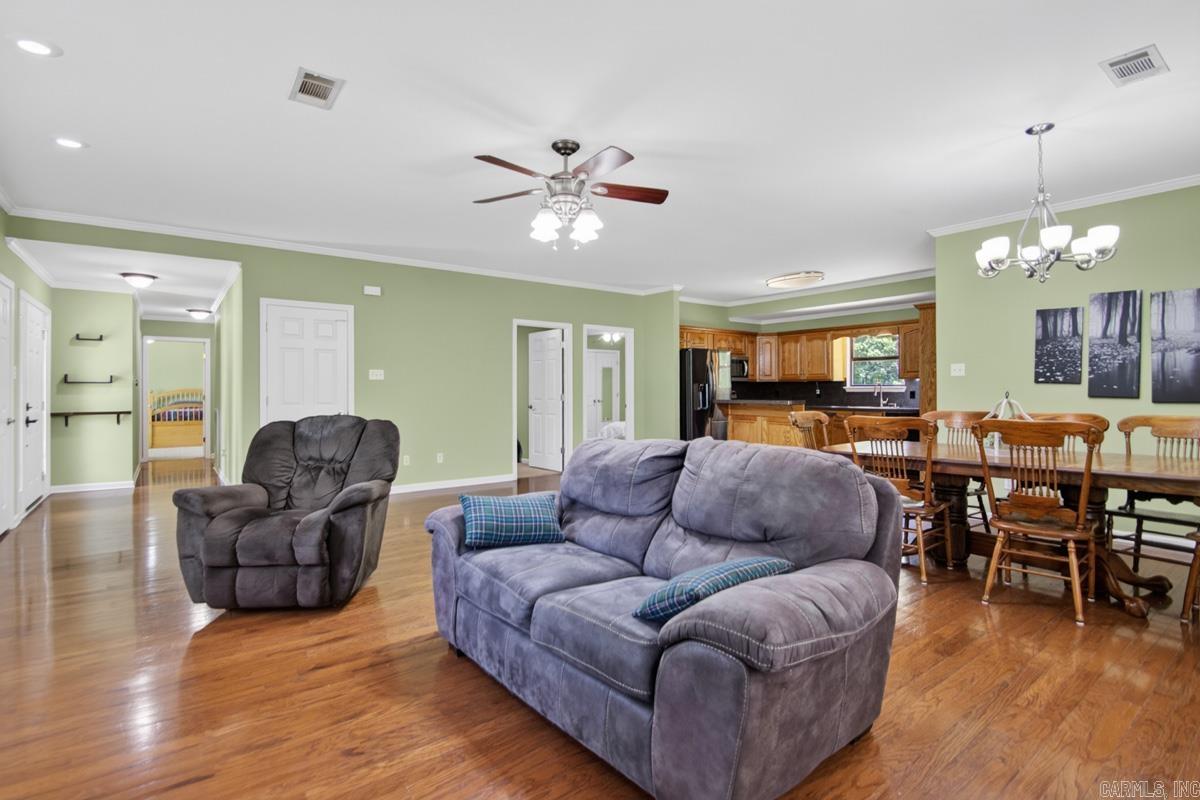 6618 Foxrun East End Dr  Mabelvale, AR