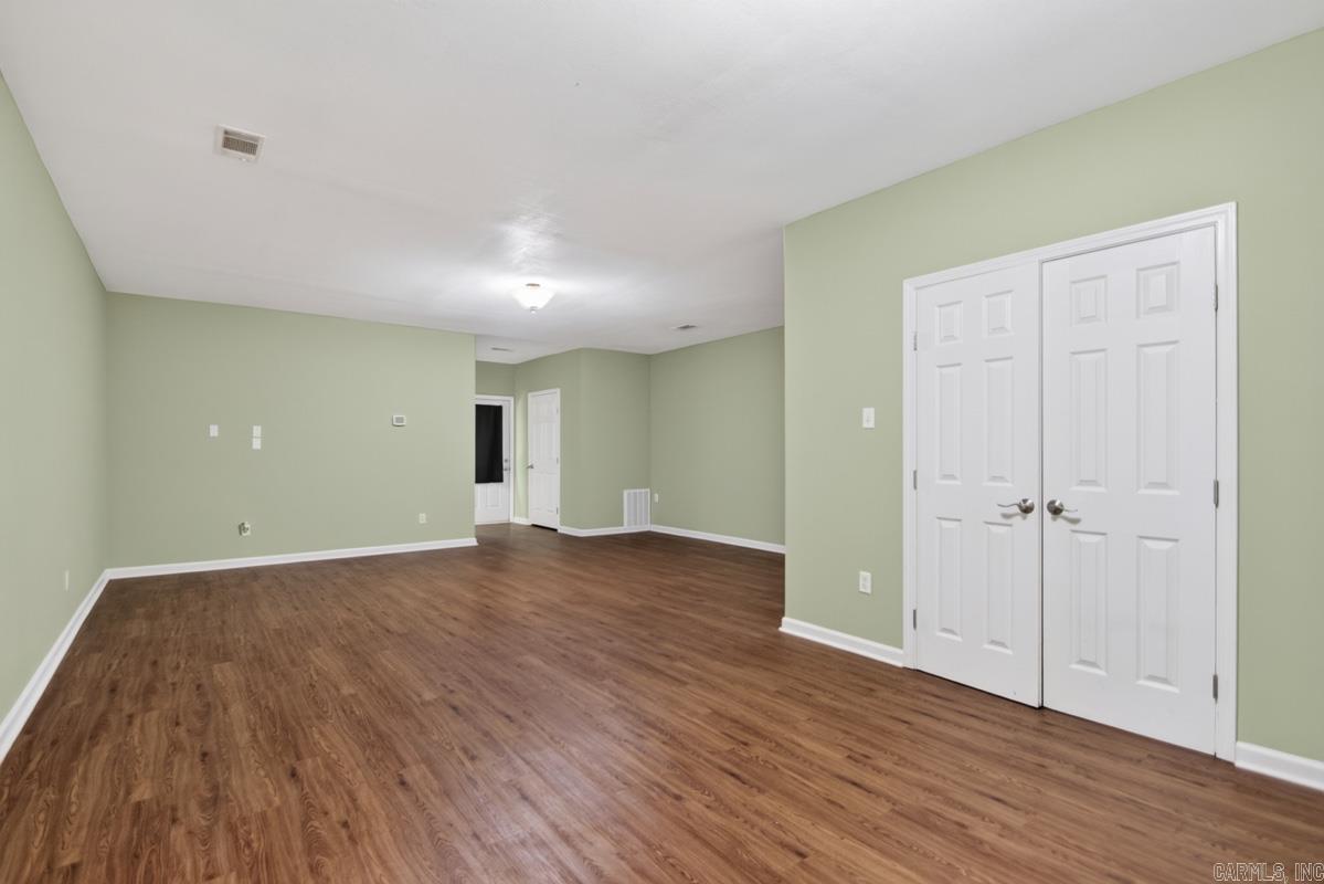 6618 Foxrun East End Dr  Mabelvale, AR