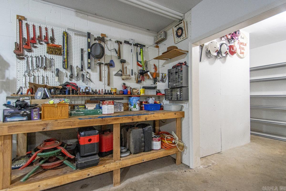 6618 Foxrun East End Dr  Mabelvale, AR