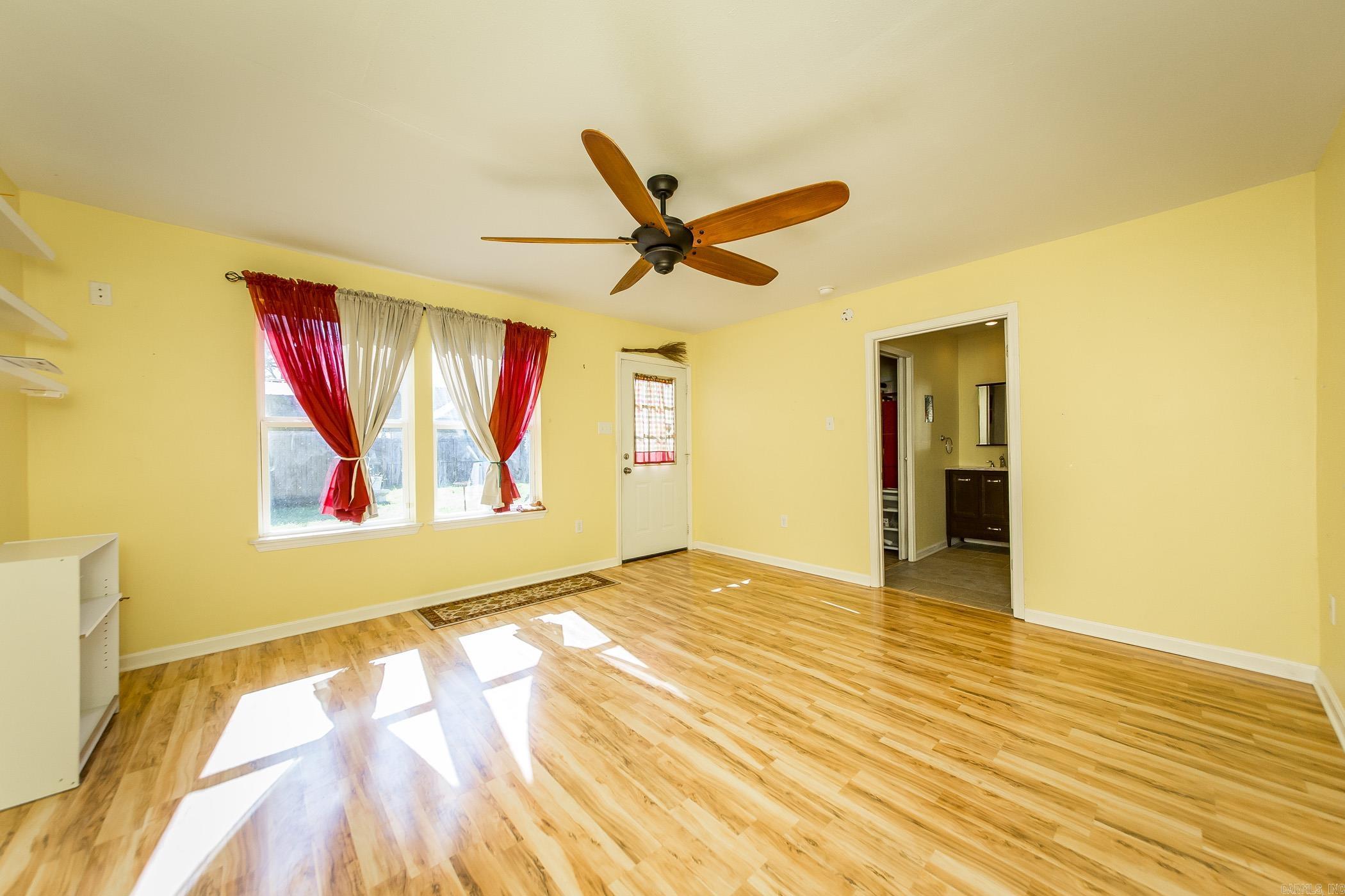 8 Cross Street Mayflower, AR 72106