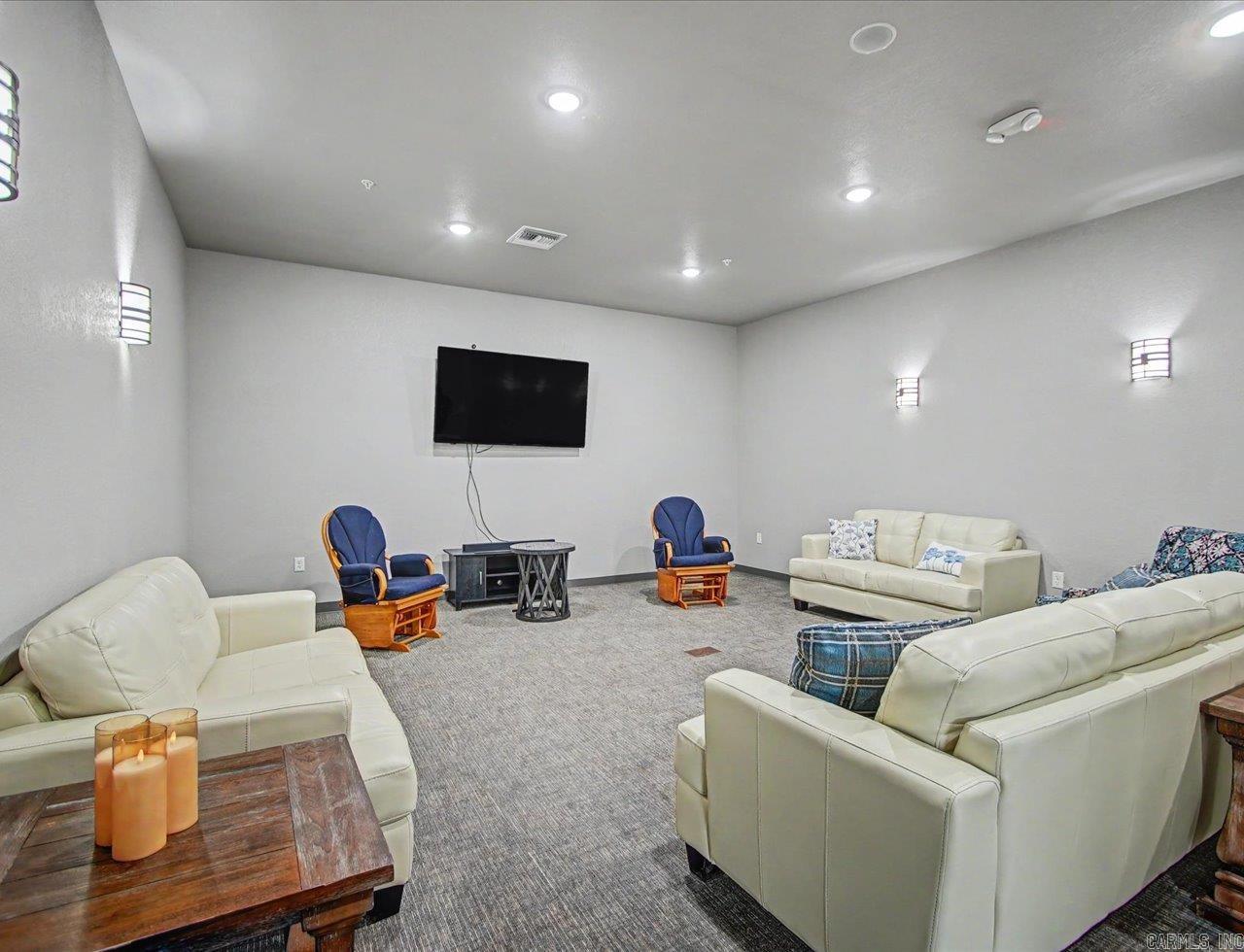 697 Bradley Cove  Russellville, AR