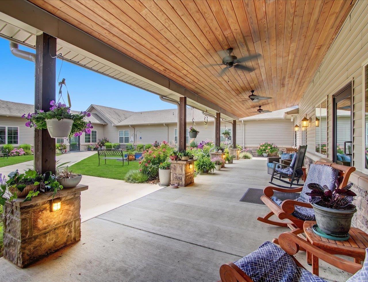 697 Bradley Cove  Russellville, AR
