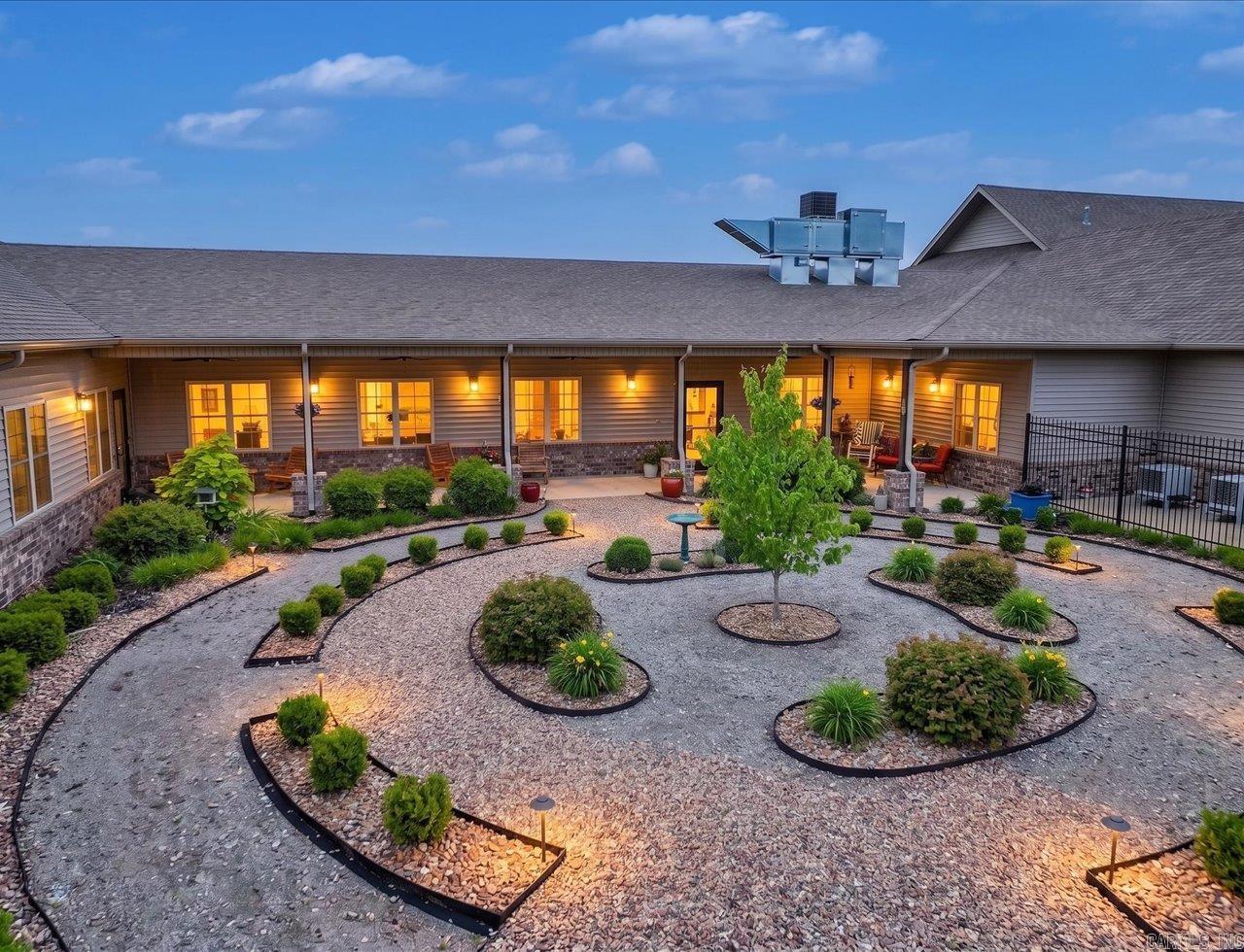 697 Bradley Cove  Russellville, AR