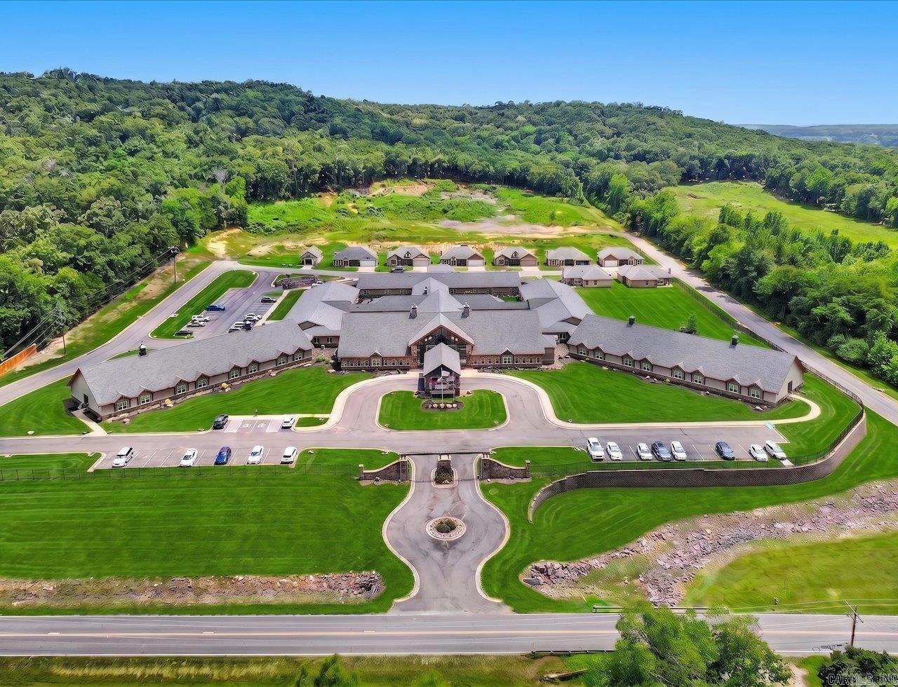 697 Bradley Cove  Russellville, AR