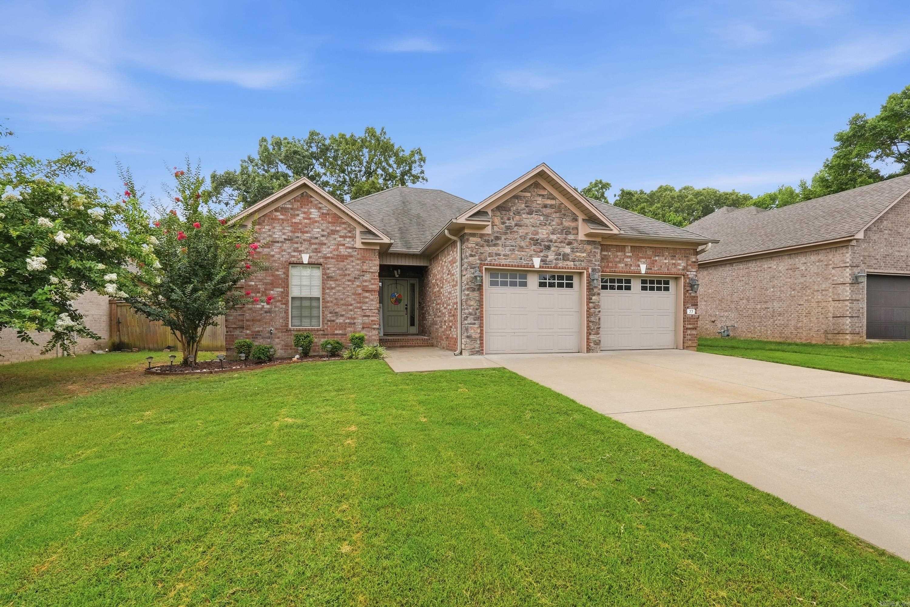 77 Oak Tree  Conway, AR
