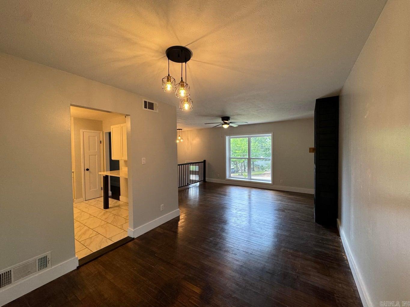 24 Wyandotte  Cherokee Village, AR