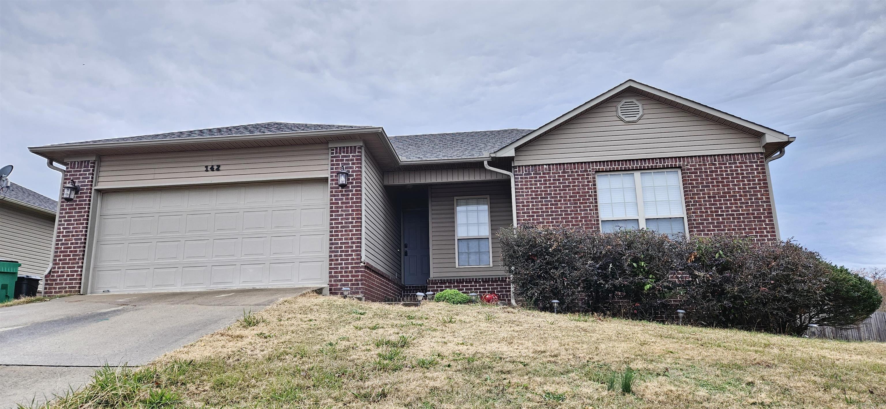 142 Weathering  Austin, AR