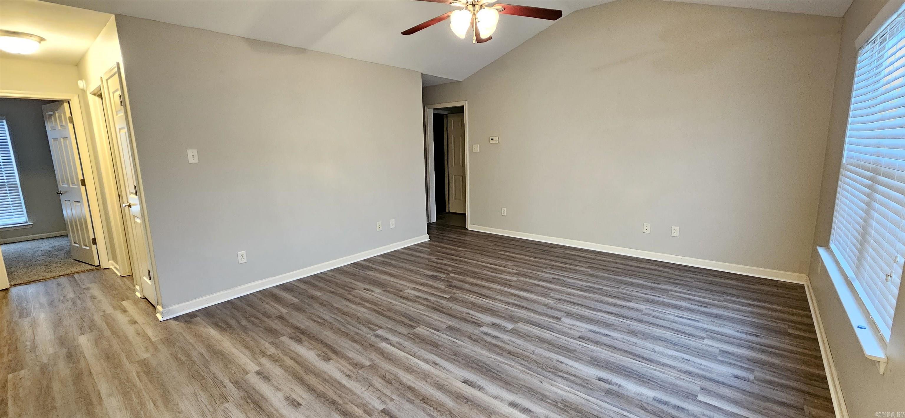 142 Weathering  Austin, AR