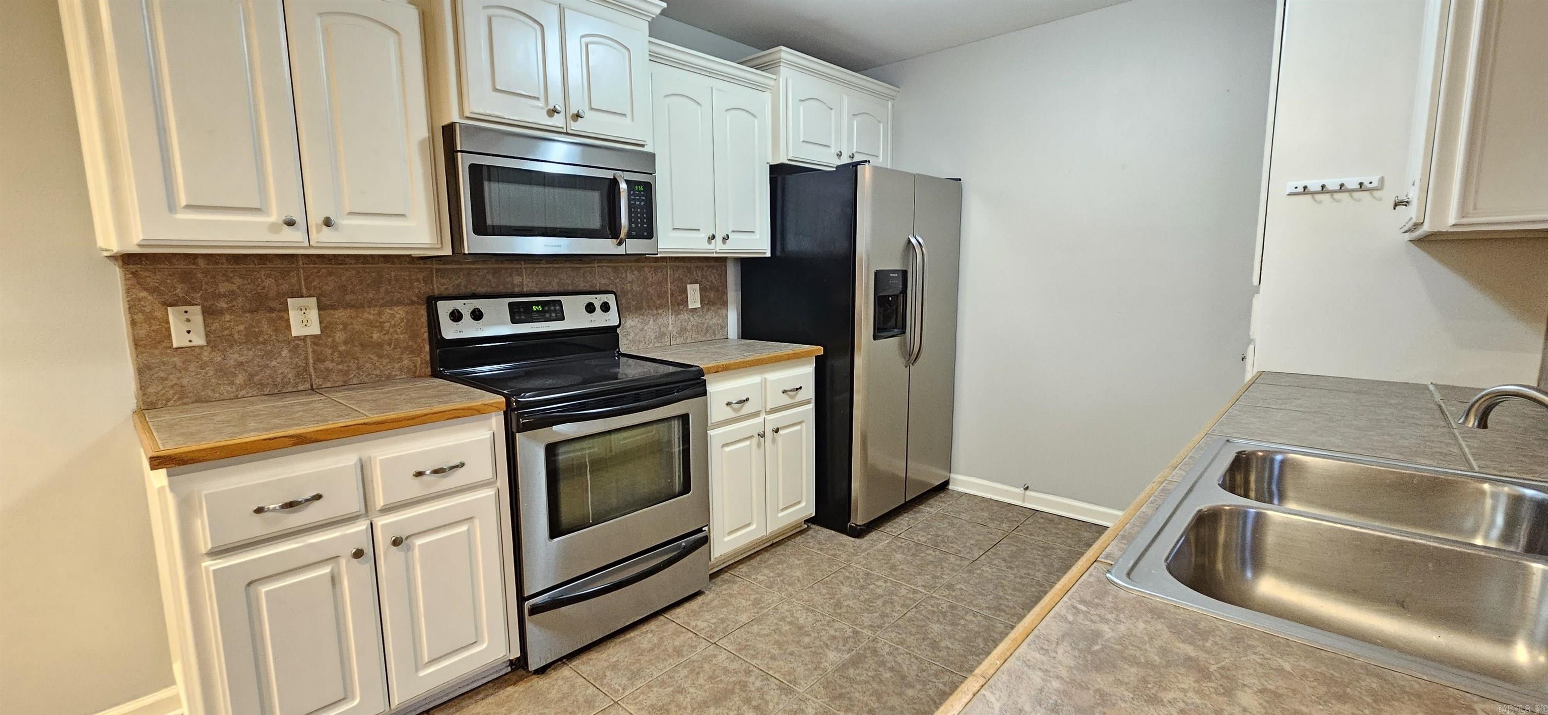 142 Weathering  Austin, AR