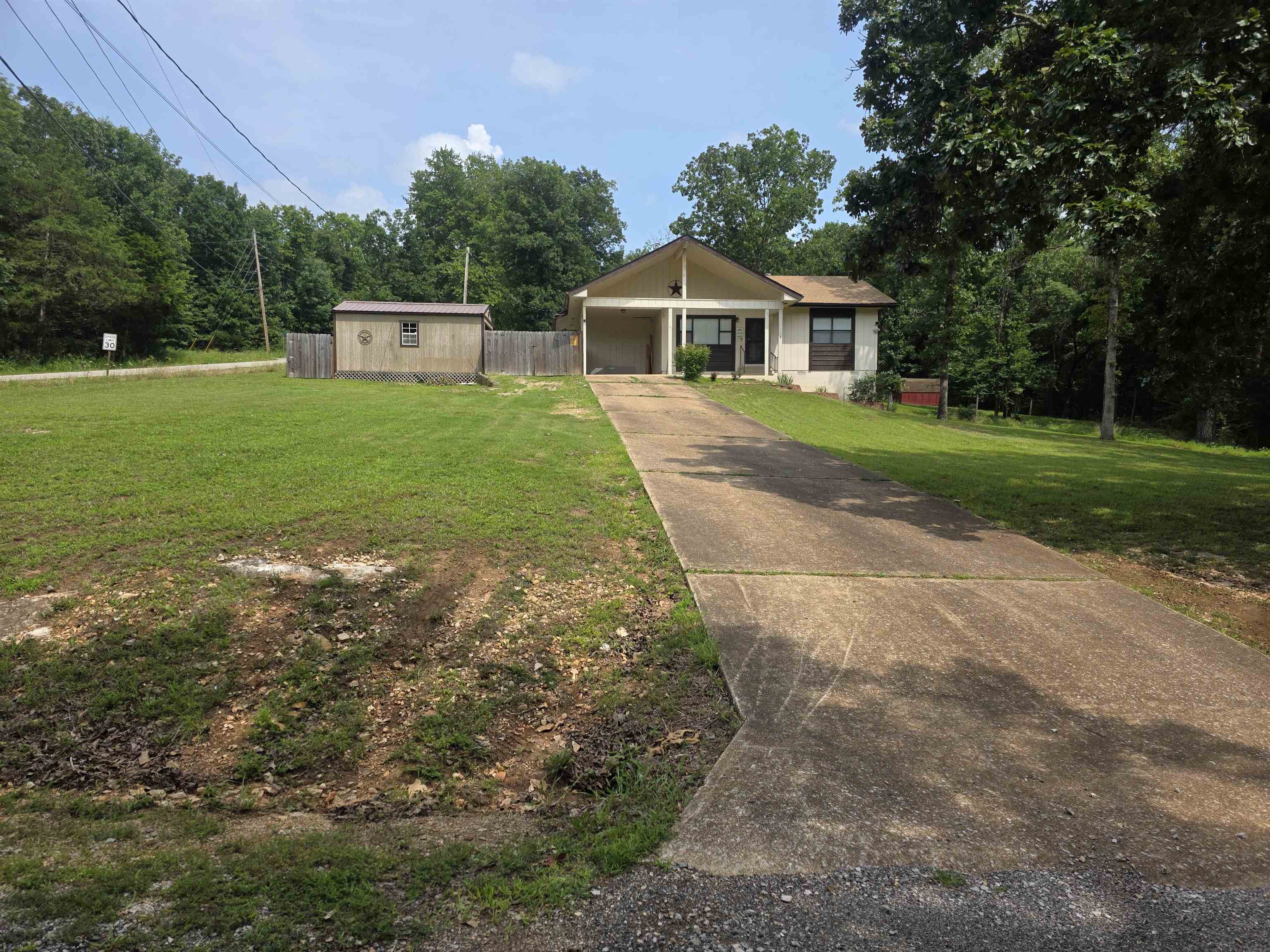 167 Cherokee  Cherokee Village, AR