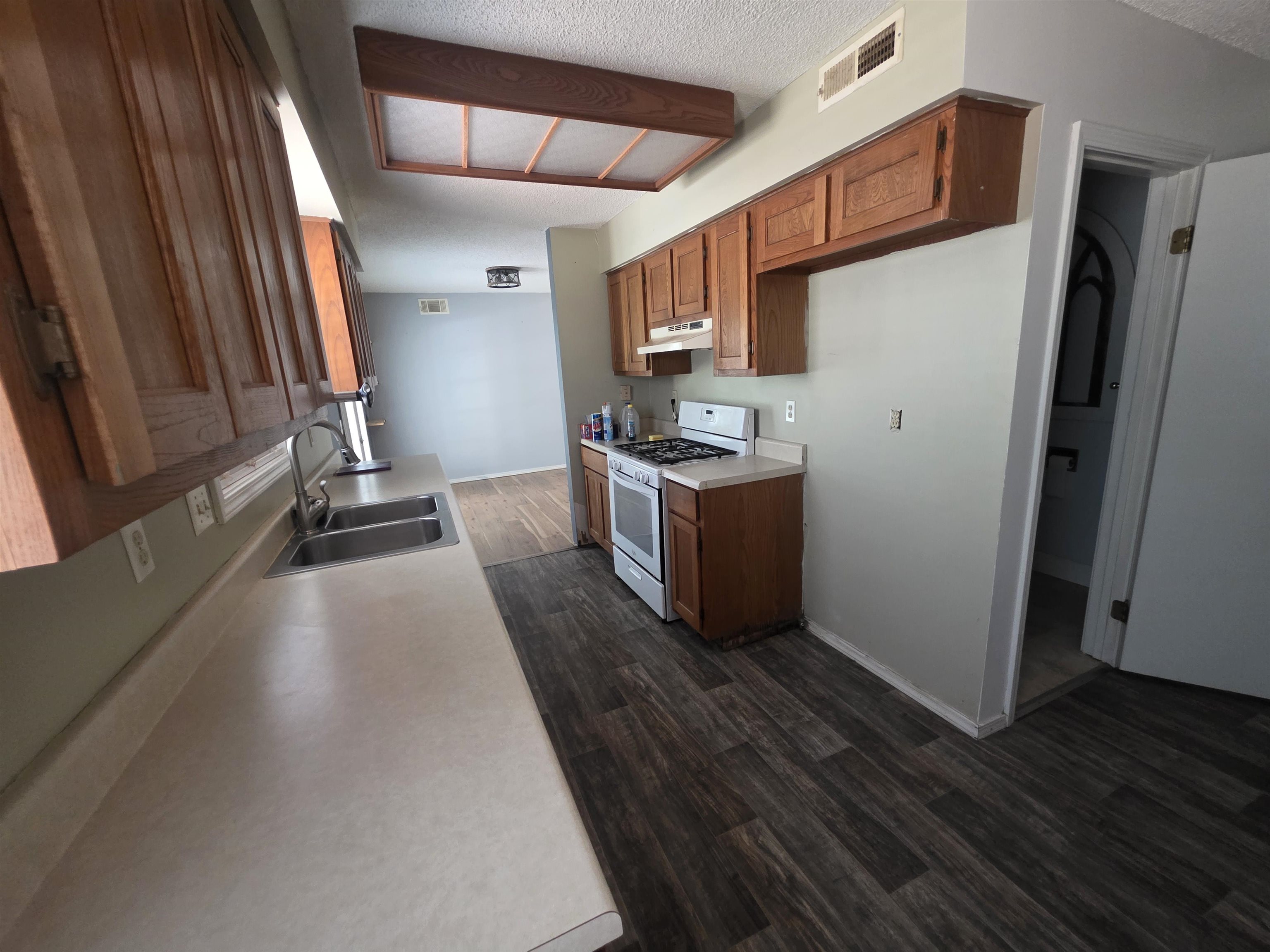 167 Cherokee  Cherokee Village, AR