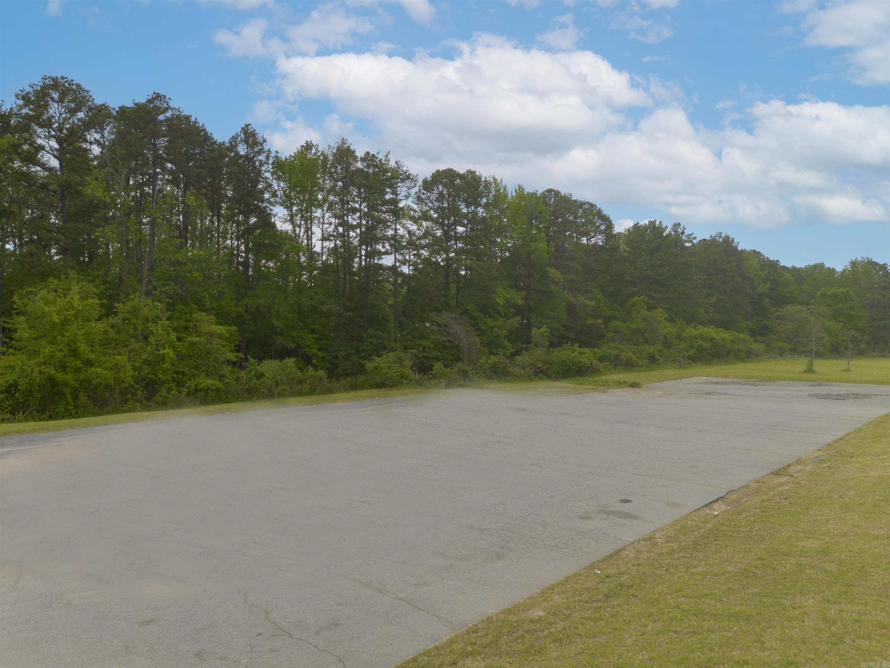 21600 N Highway 365  Maumelle, AR