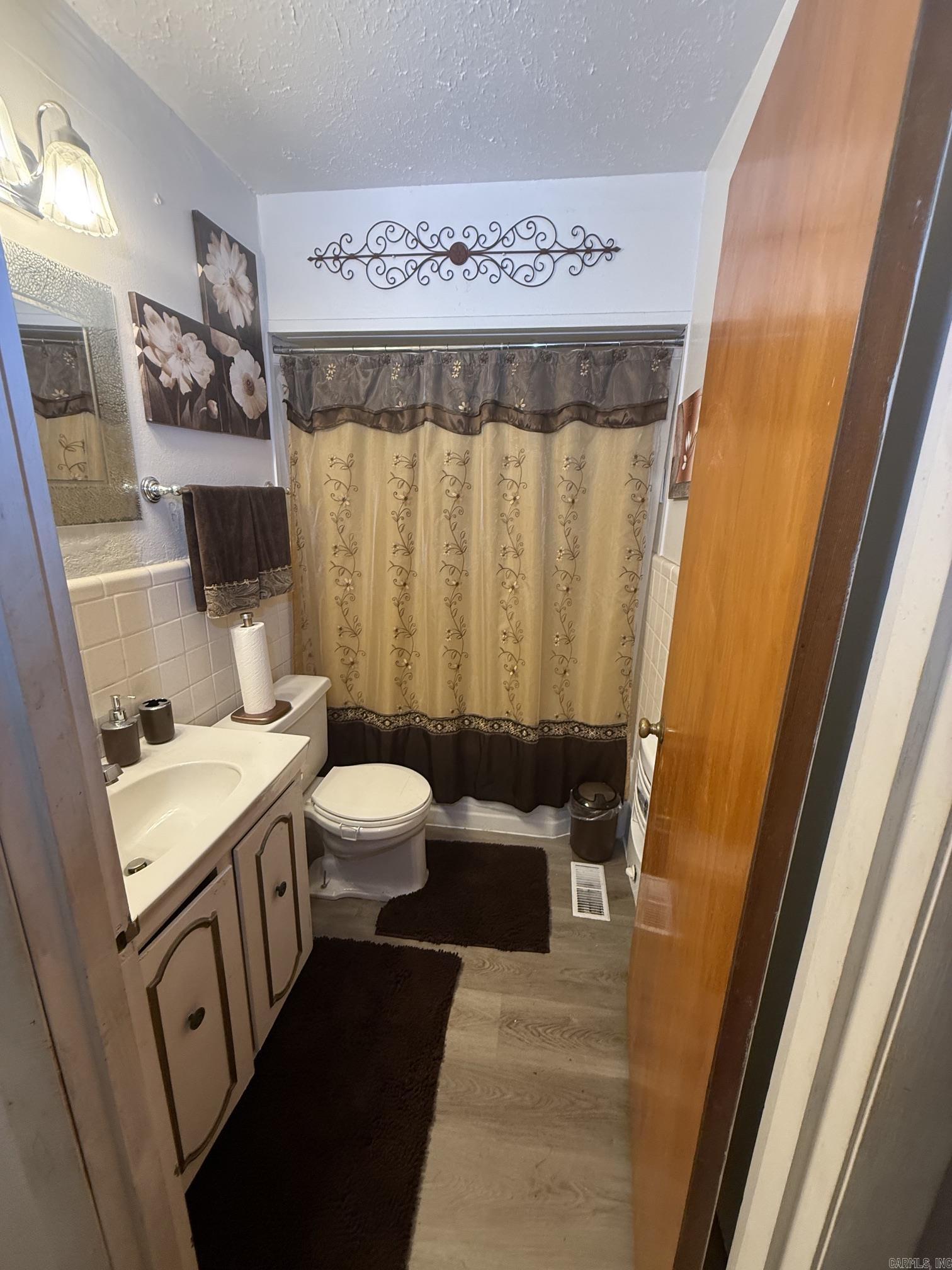 1300 W 43rd  North Little Rock, AR