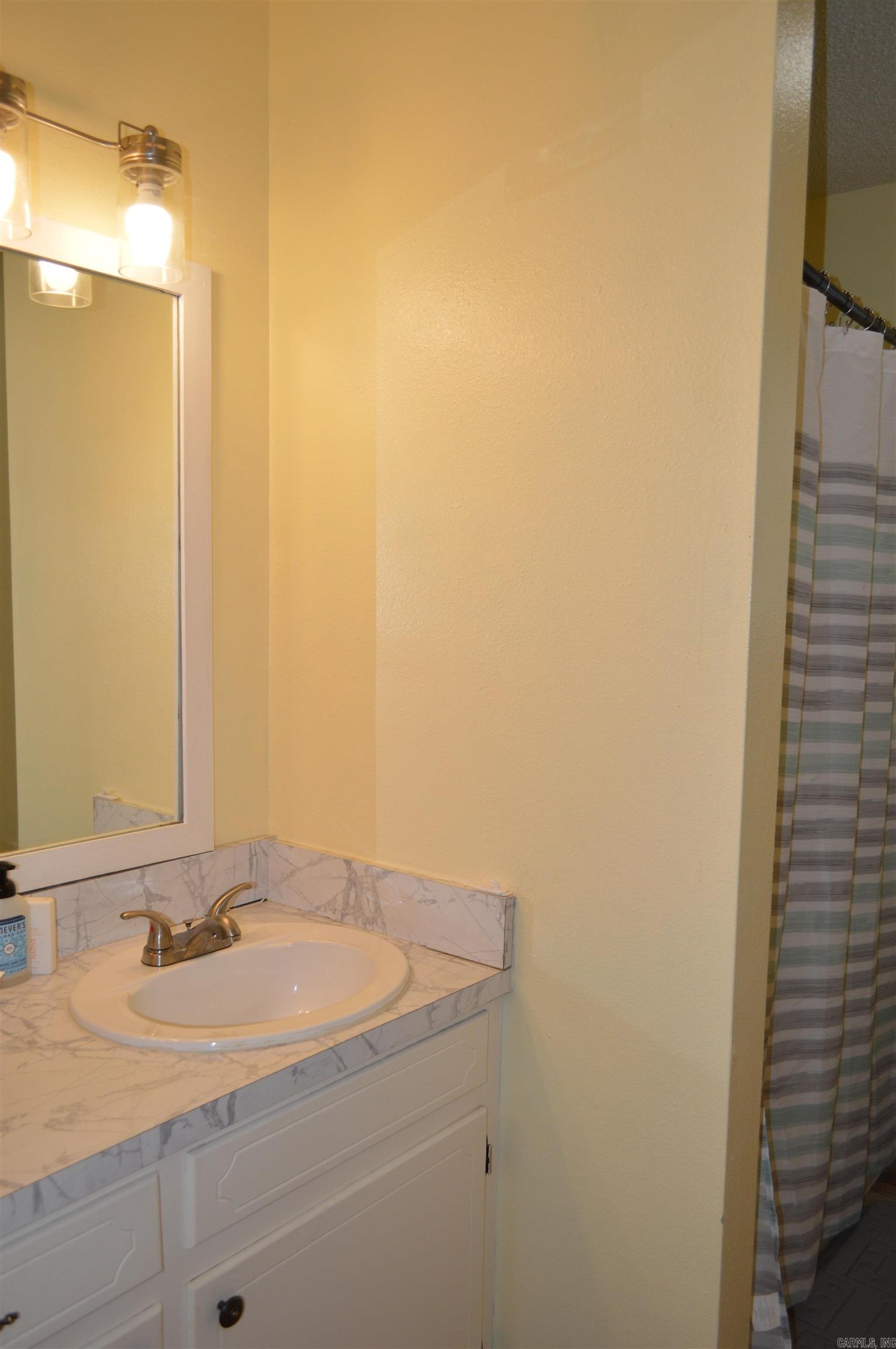 1201 W Front  Heber Springs, AR