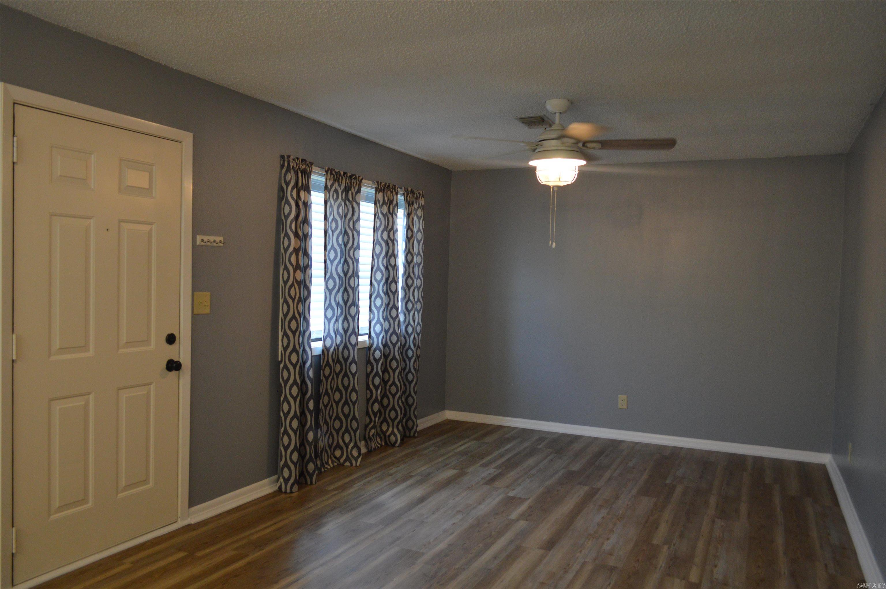 1201 W Front  Heber Springs, AR