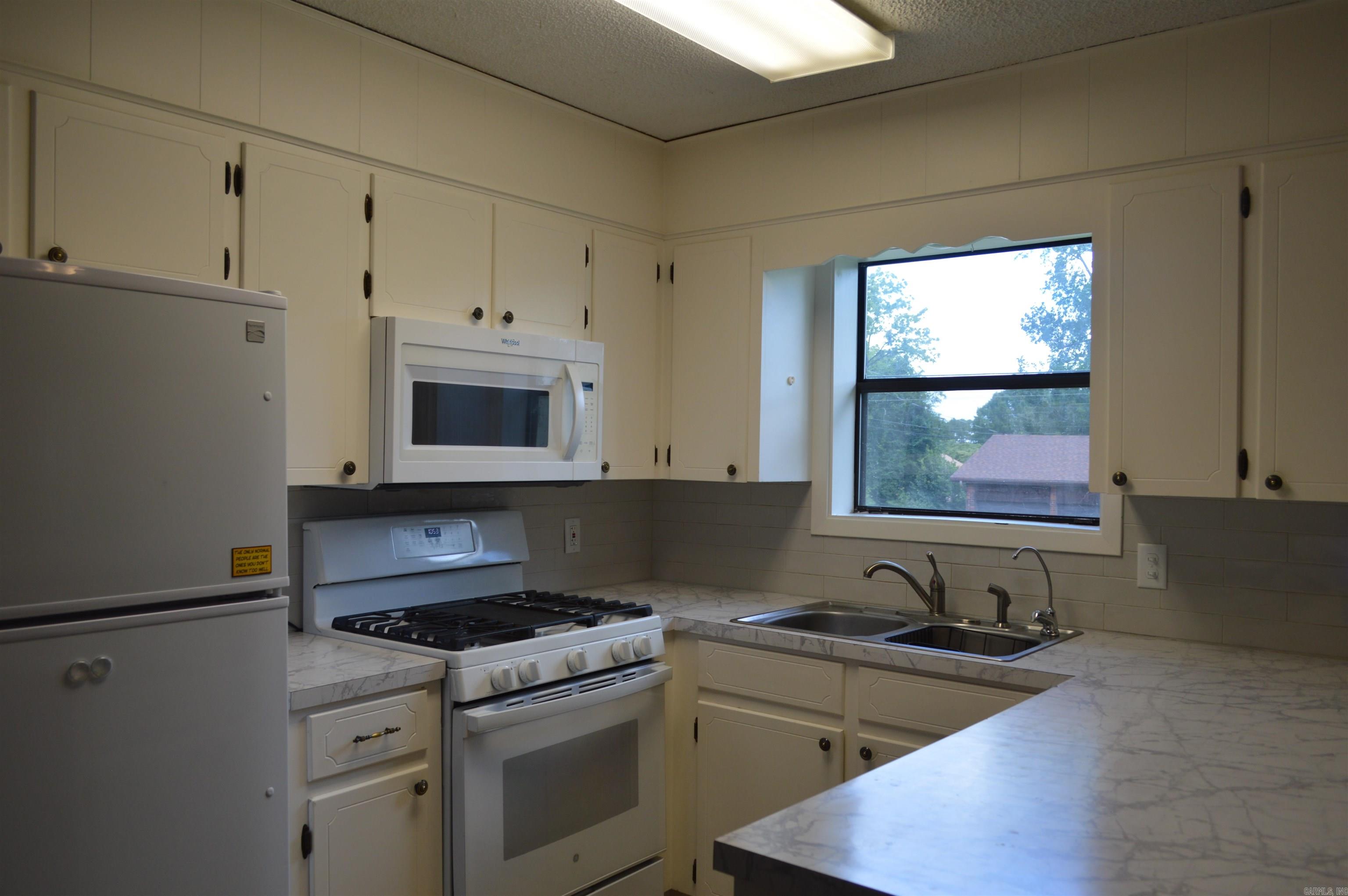 1201 W Front  Heber Springs, AR