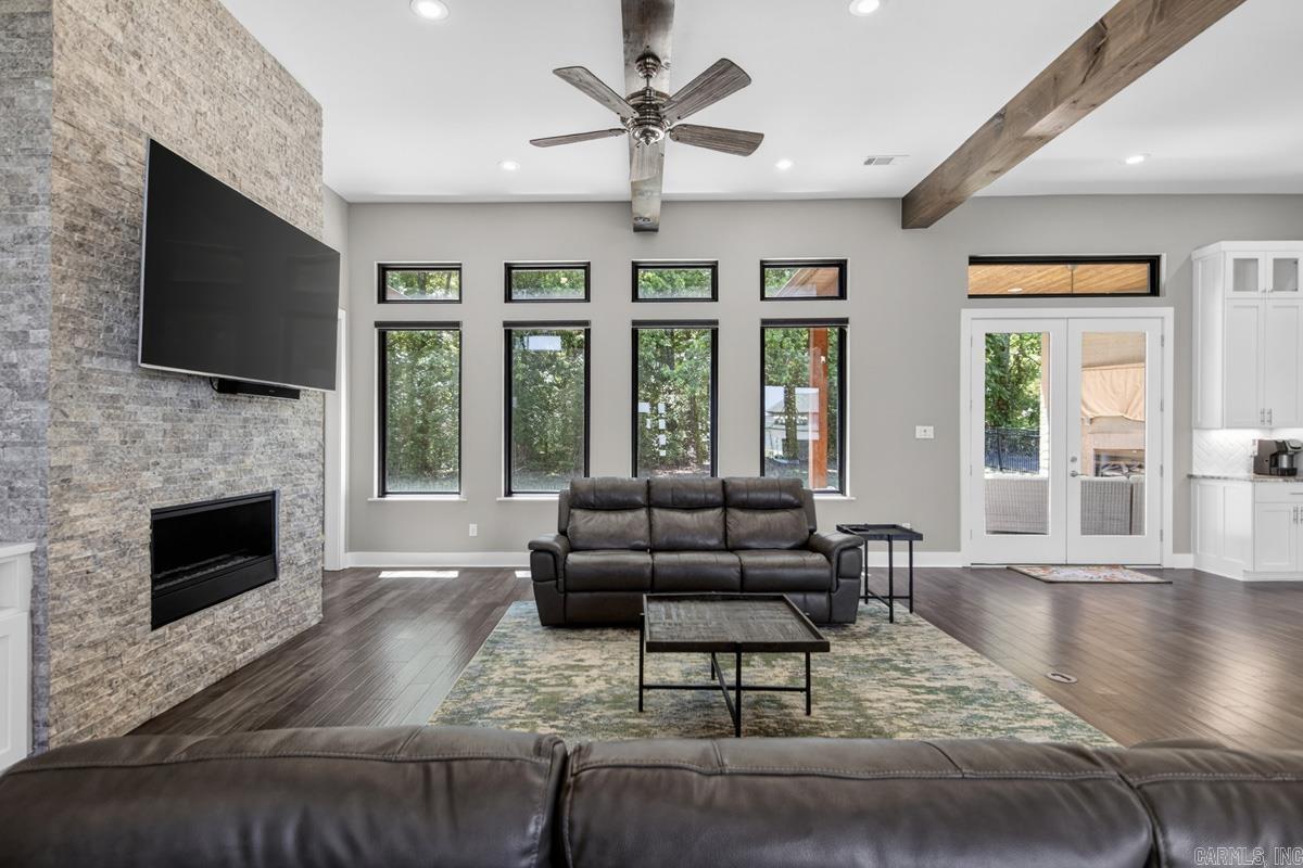 6736 Hilo  Benton, AR