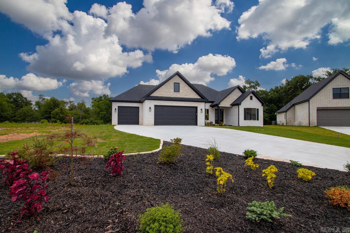 611 Corondelet  Maumelle, AR