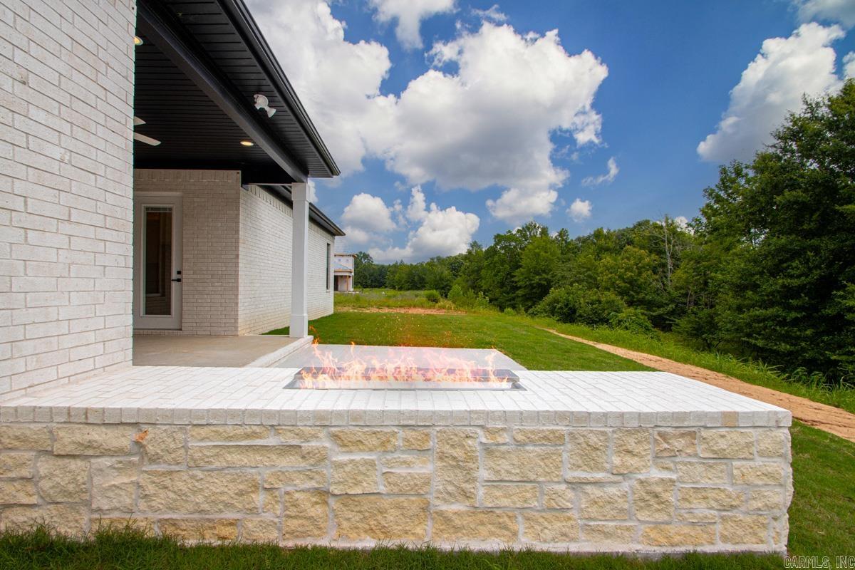 611 Corondelet  Maumelle, AR