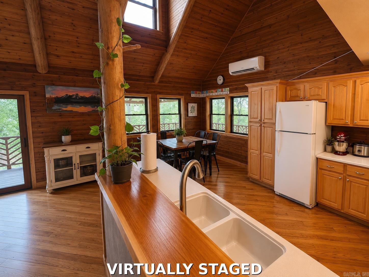 1317 Dutton  Melbourne, AR