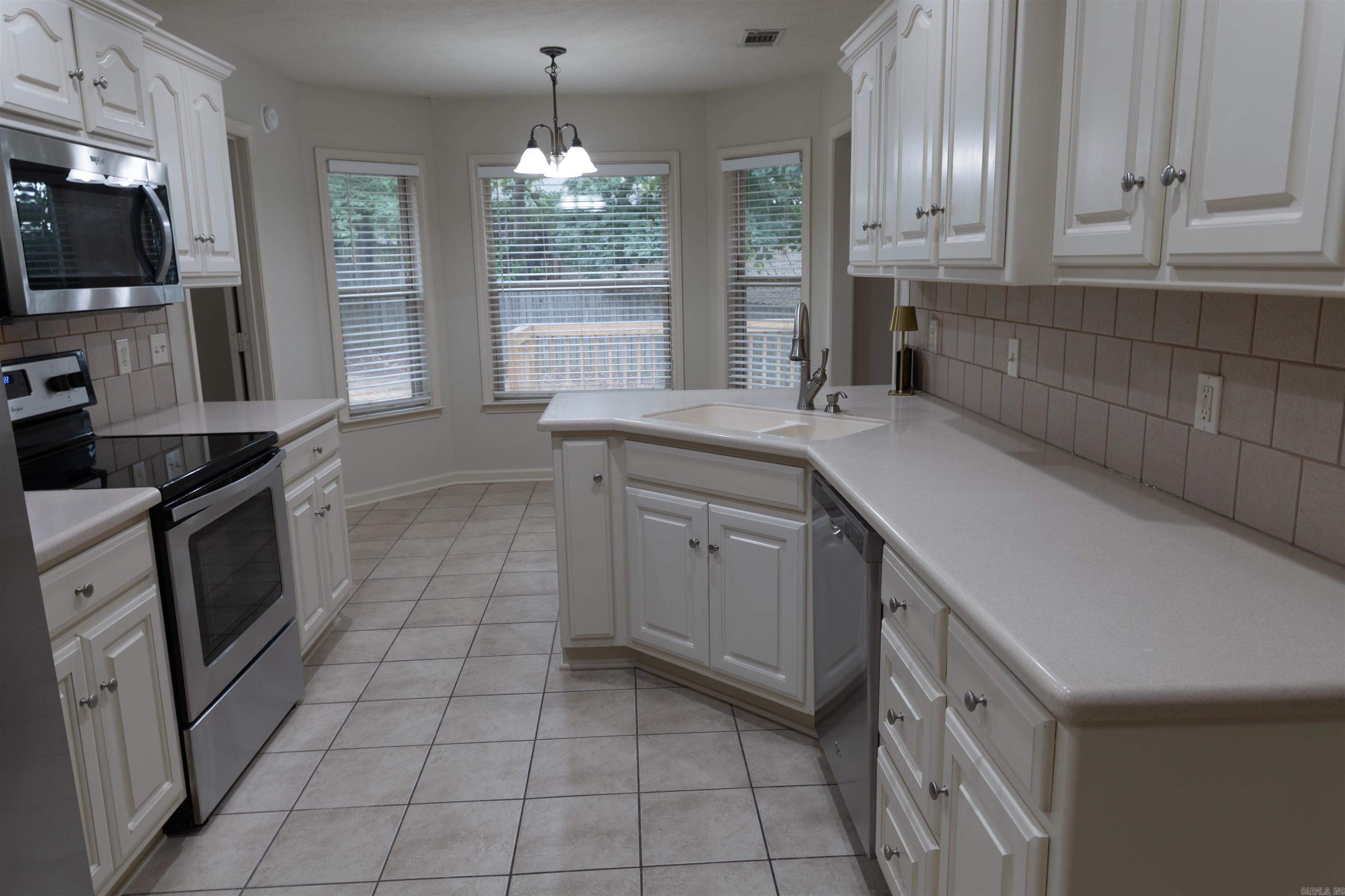 22 Pecan Ln  Cabot, AR