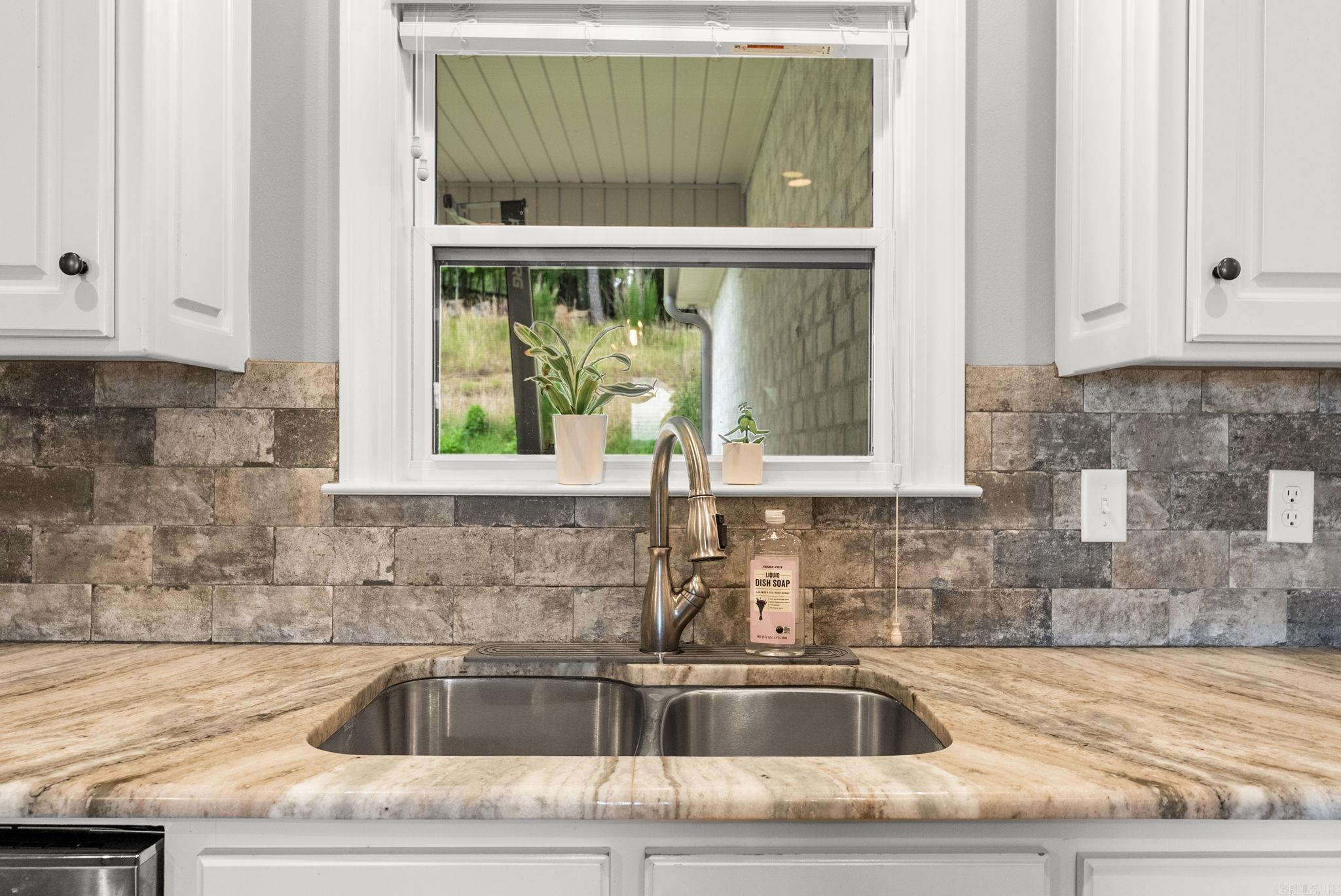 101 Eagle Ridge  Maumelle, AR