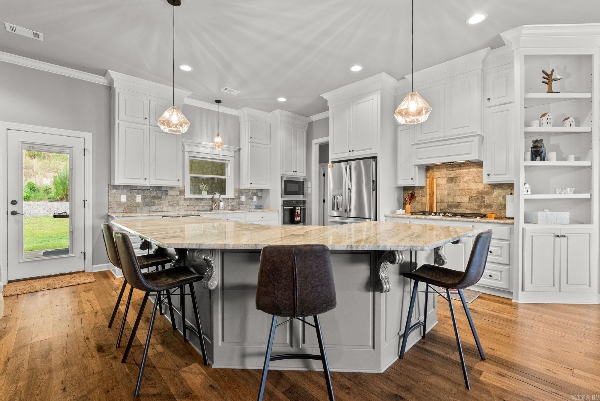 101 Eagle Ridge  Maumelle, AR