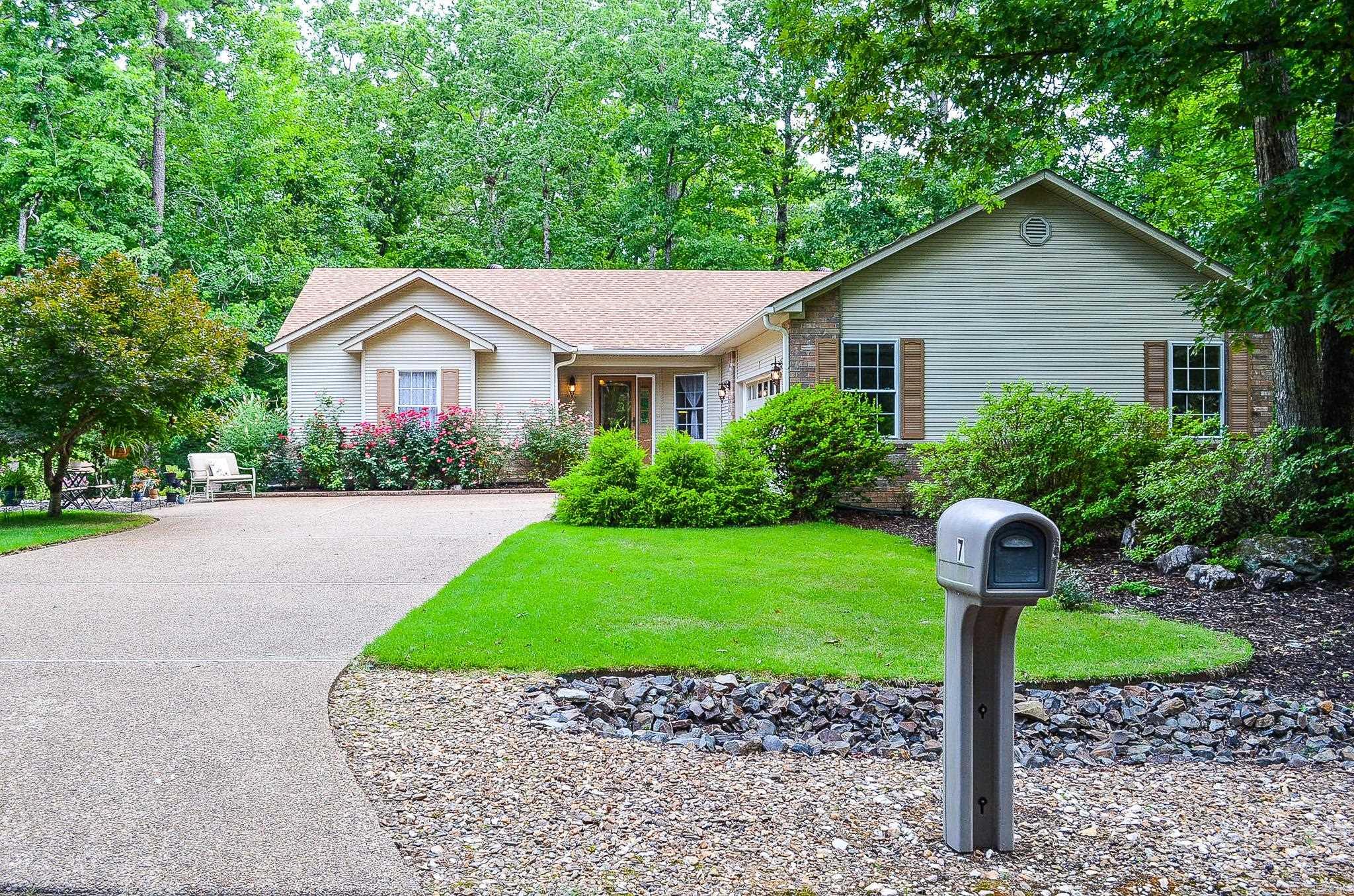 7 Talana  Hot Springs Village, AR