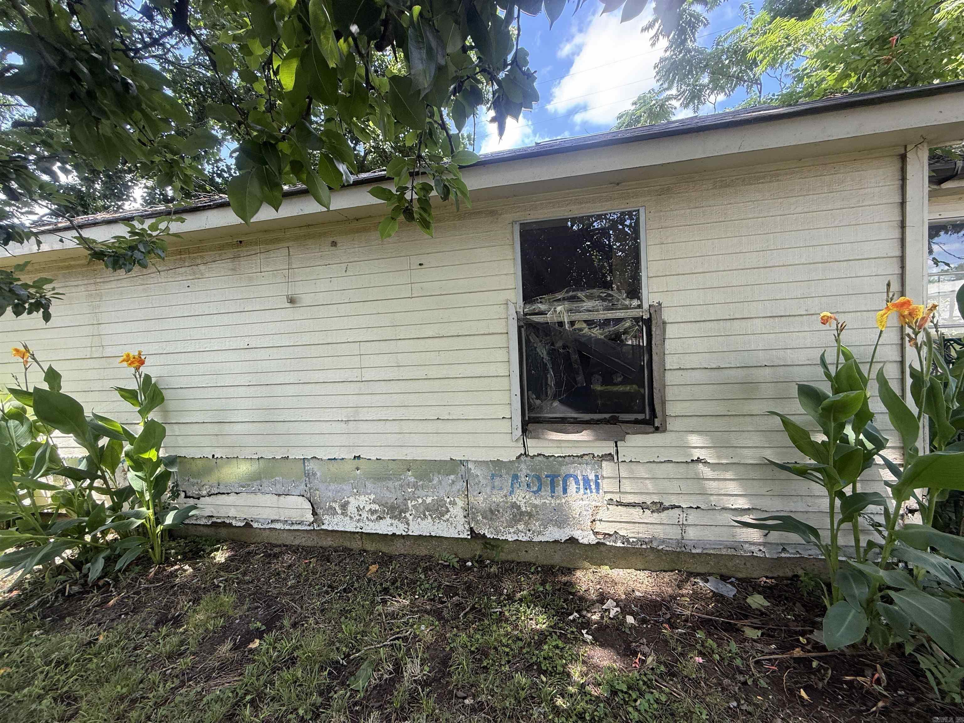 107 N Railroad  Harrisburg, AR