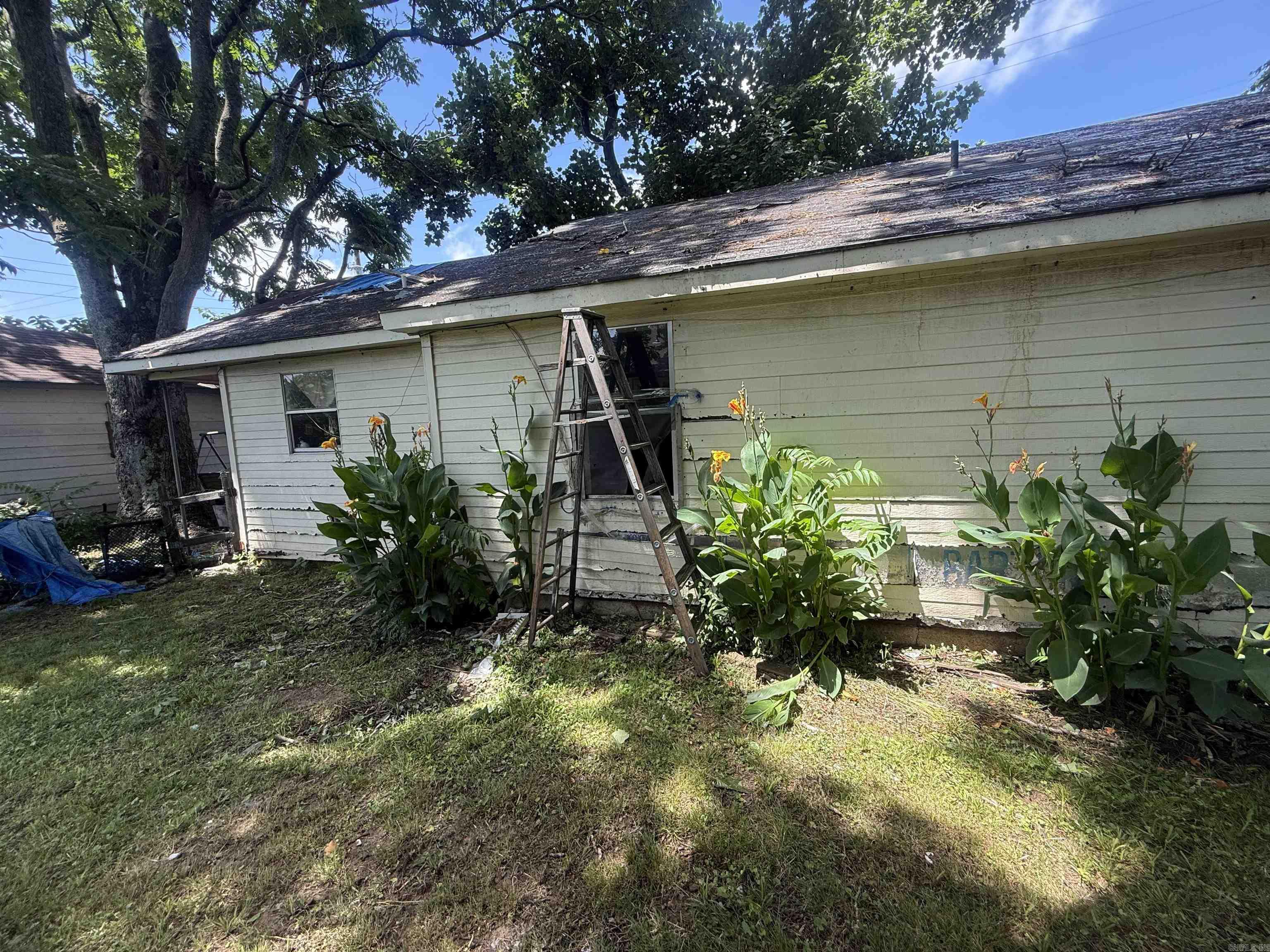 107 N Railroad  Harrisburg, AR
