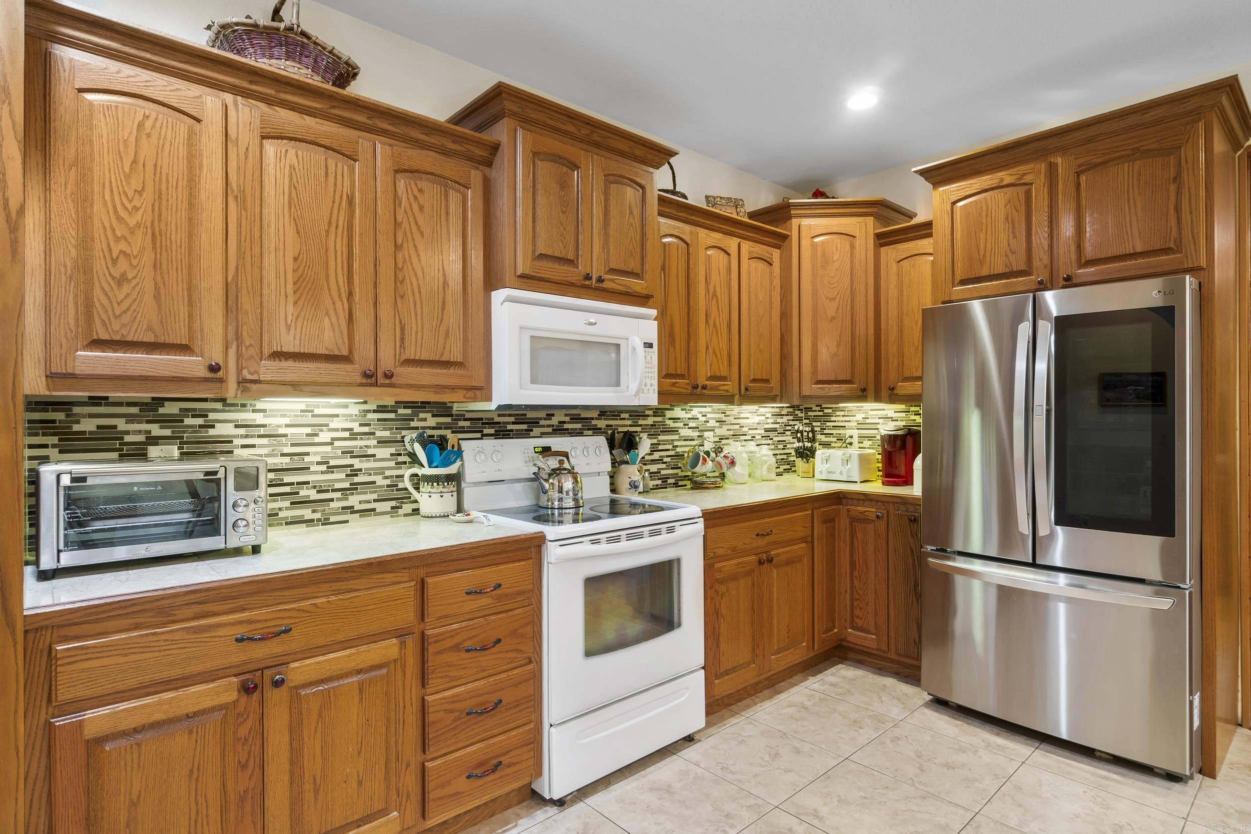 1052 Gravel Hill  Romance, AR