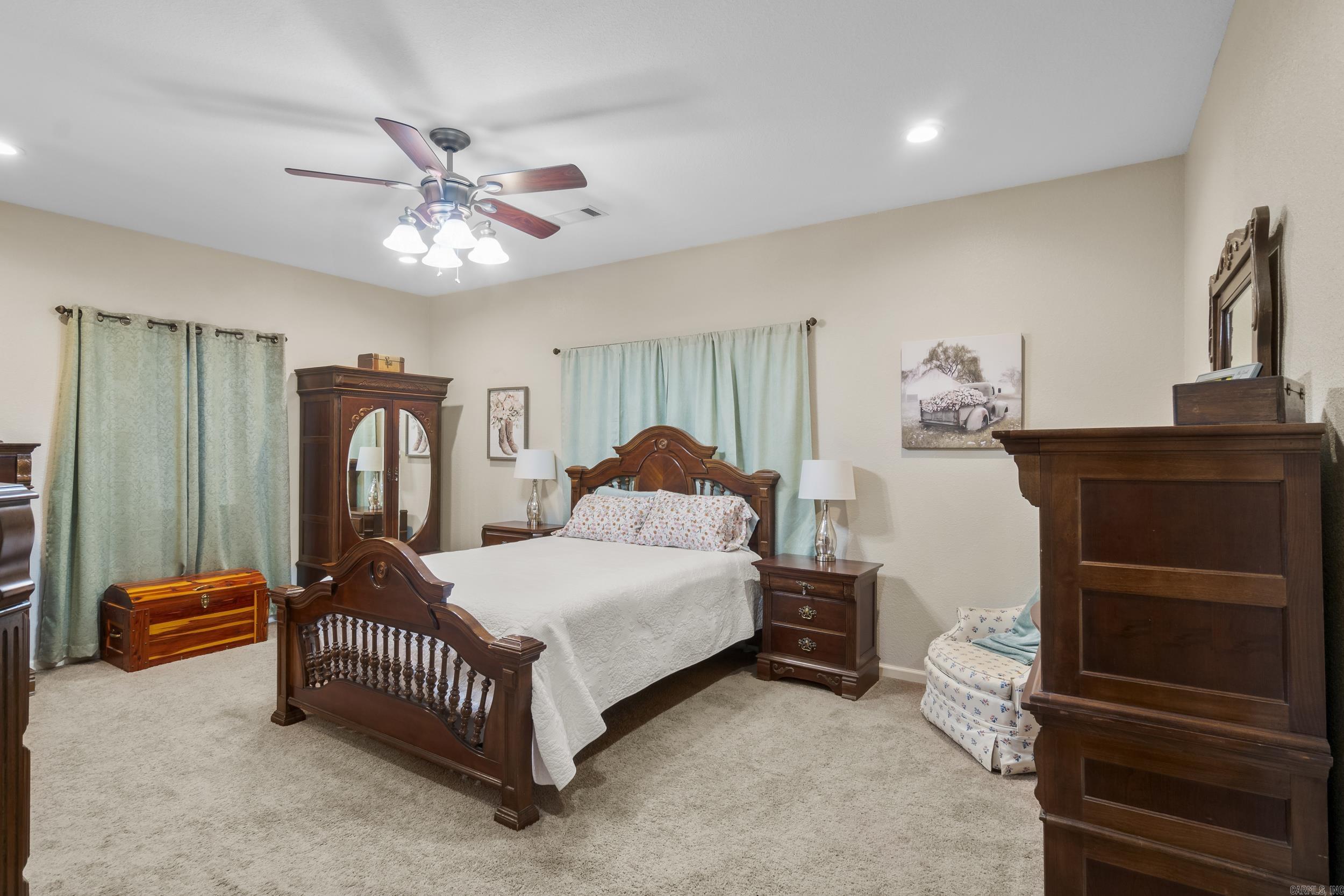1052 Gravel Hill  Romance, AR
