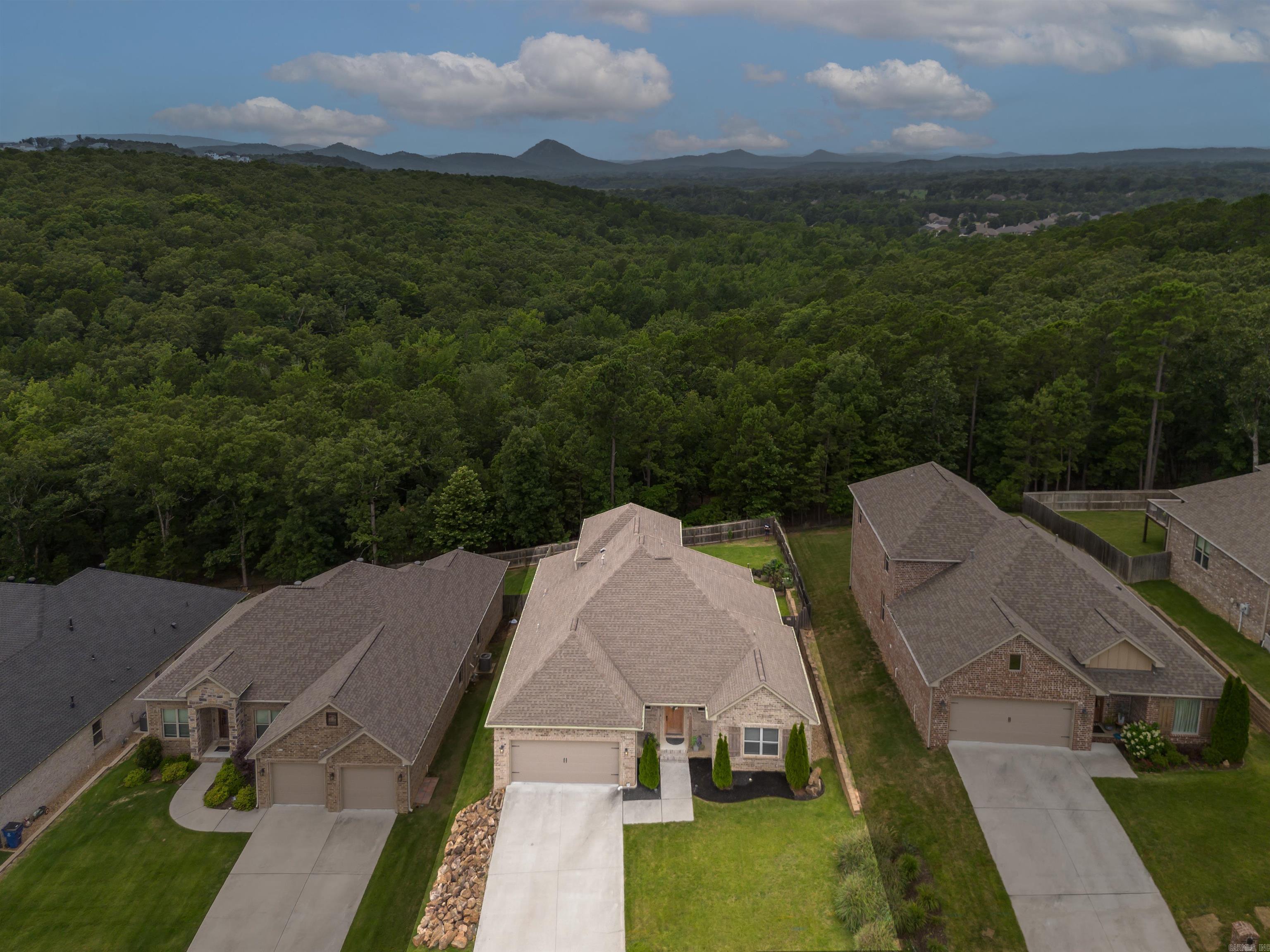 147 Ridgeview  Maumelle, AR