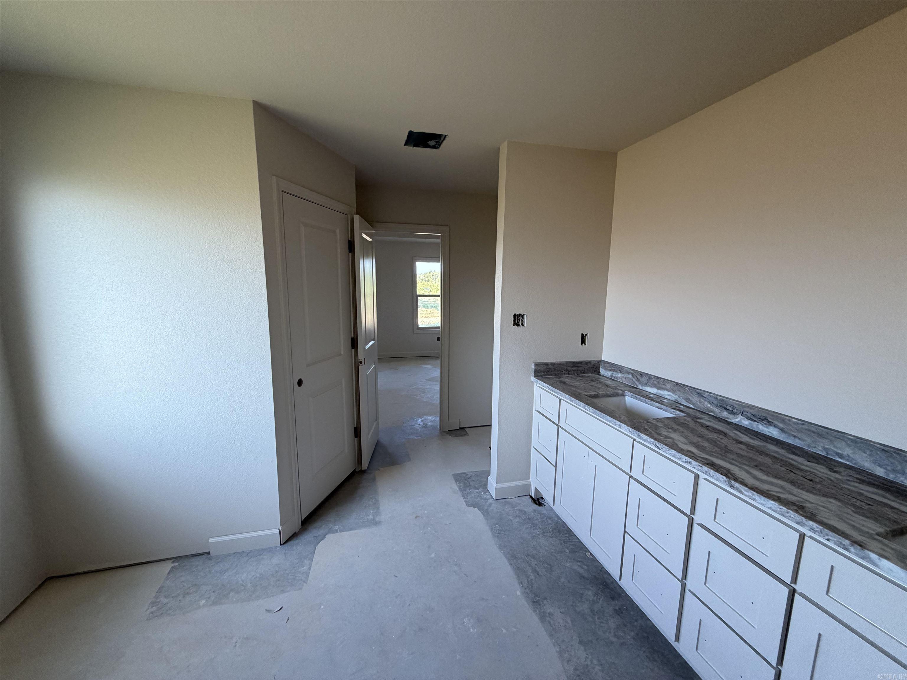 1088 Duke  Bauxite, AR