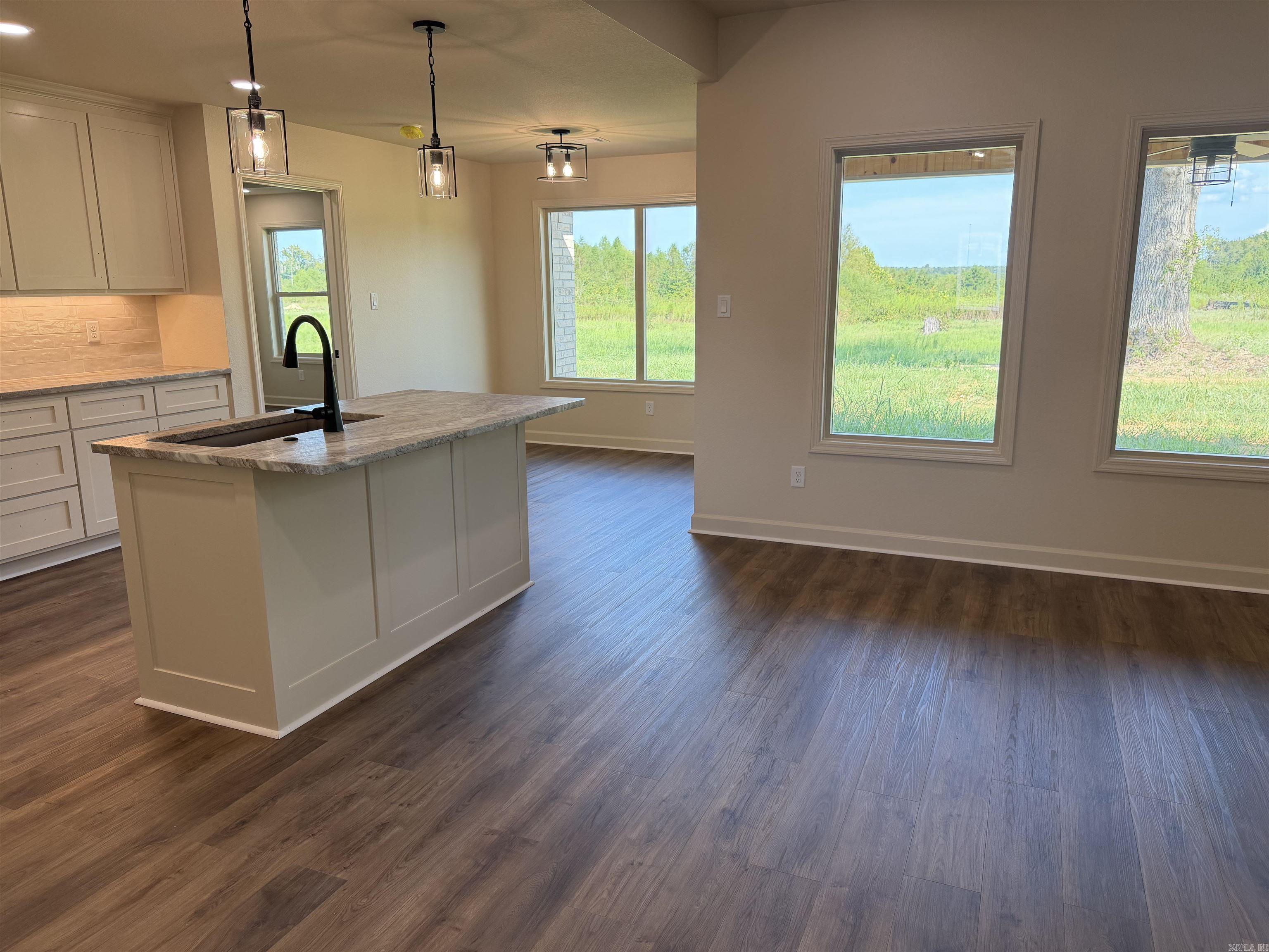 1088 Duke Drive — photo 5