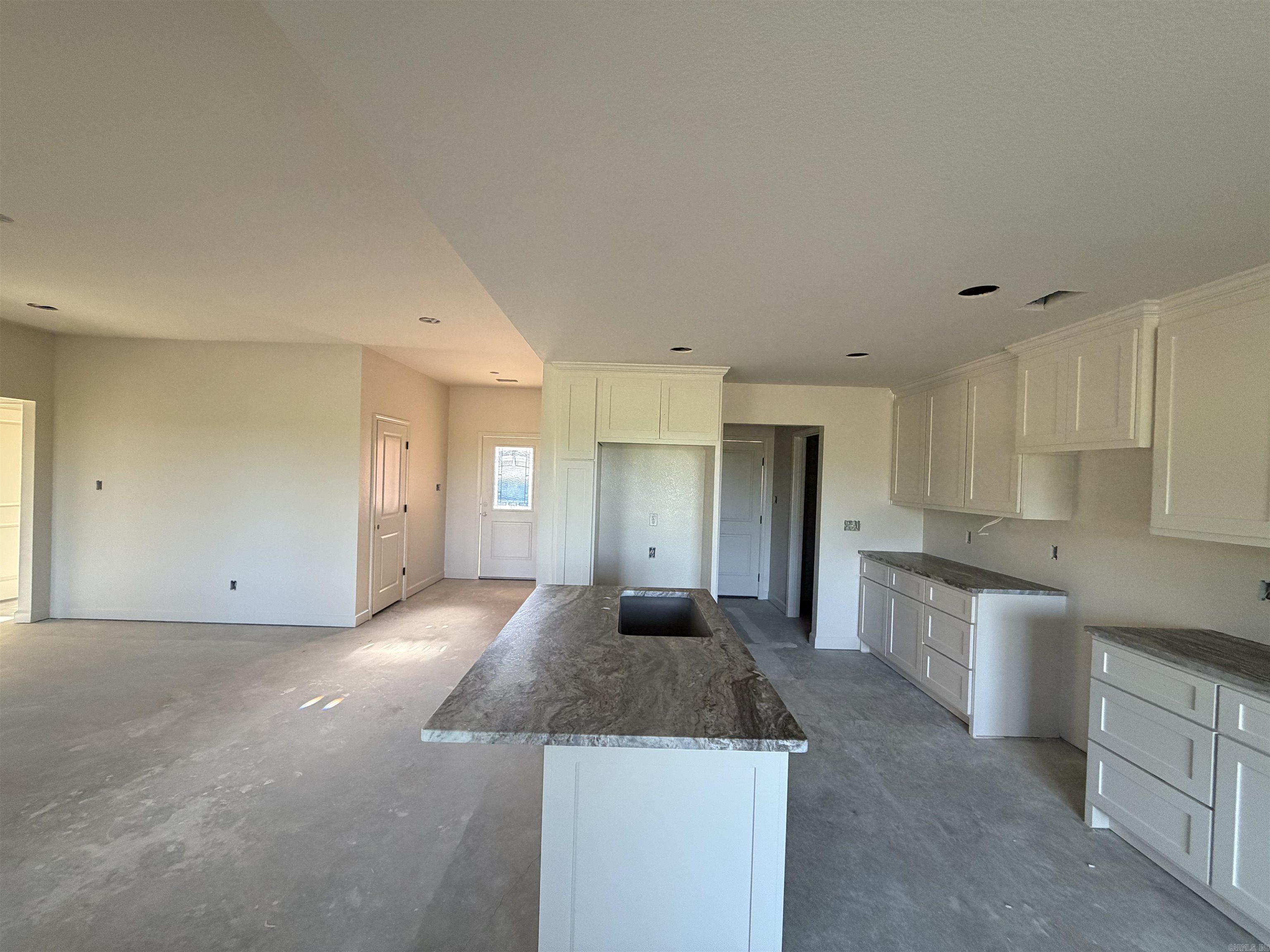 1088 Duke  Bauxite, AR