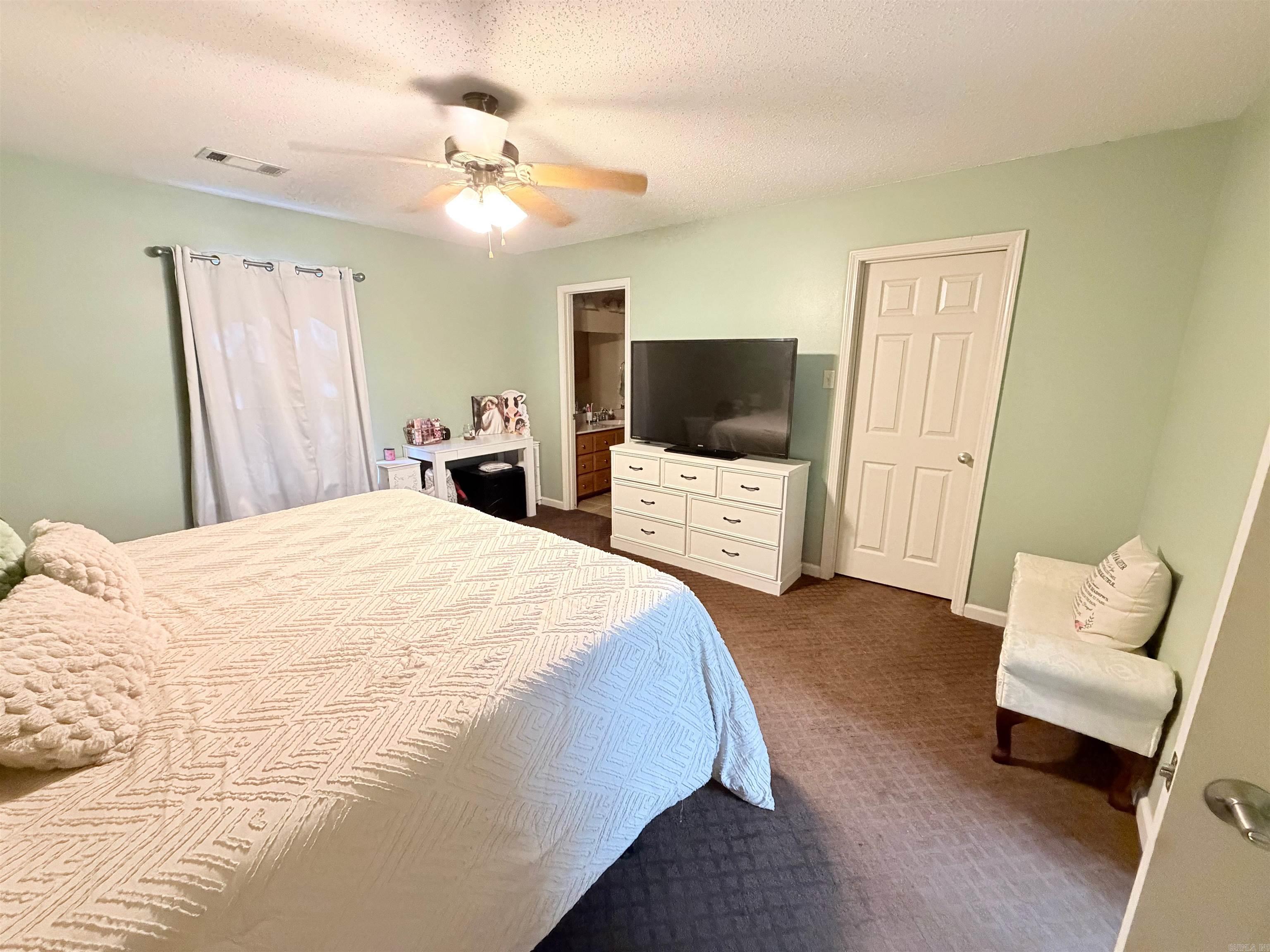 15825 Childress  Bauxite, AR