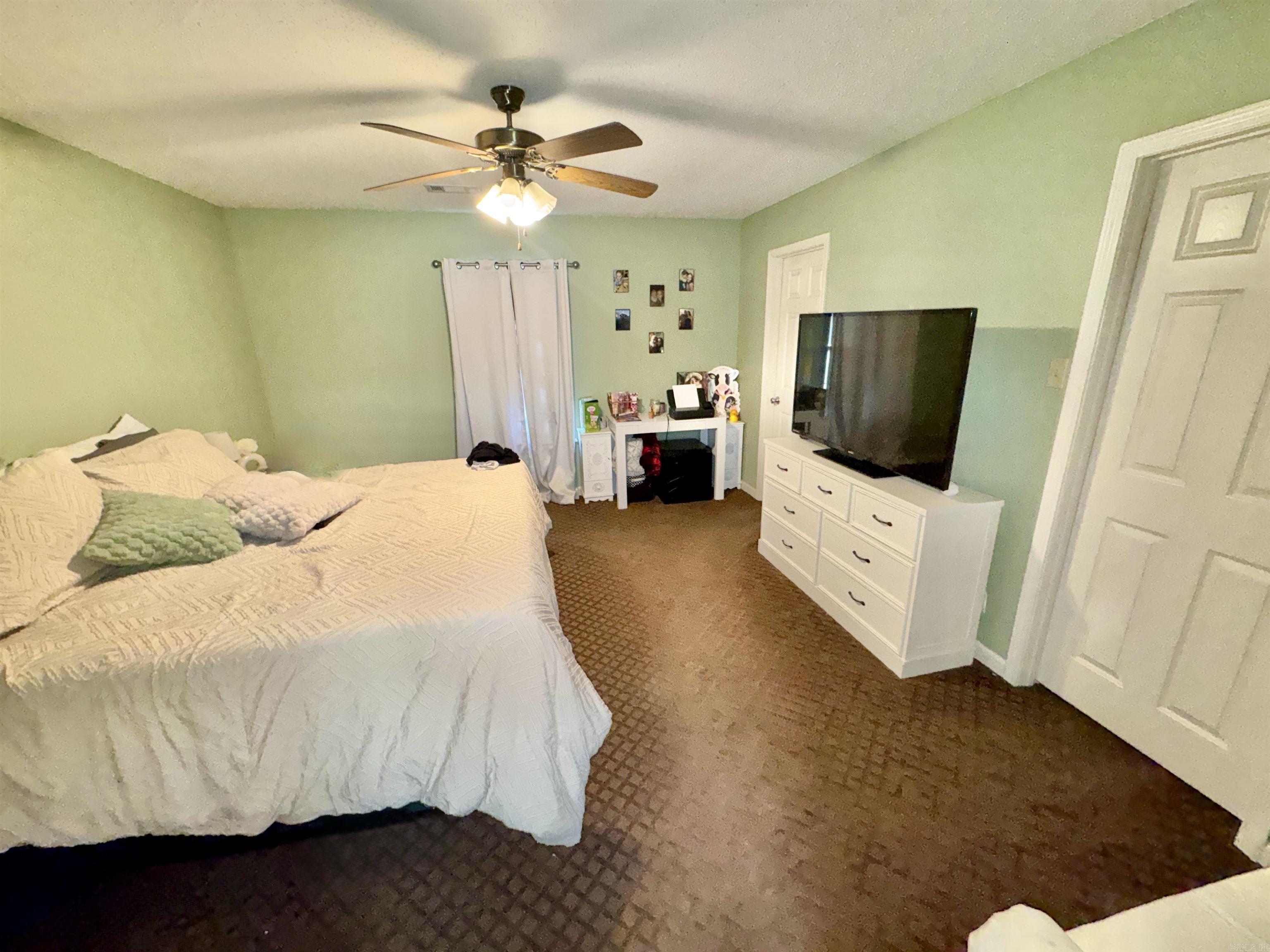 15825 Childress Road Bauxite, AR 72011